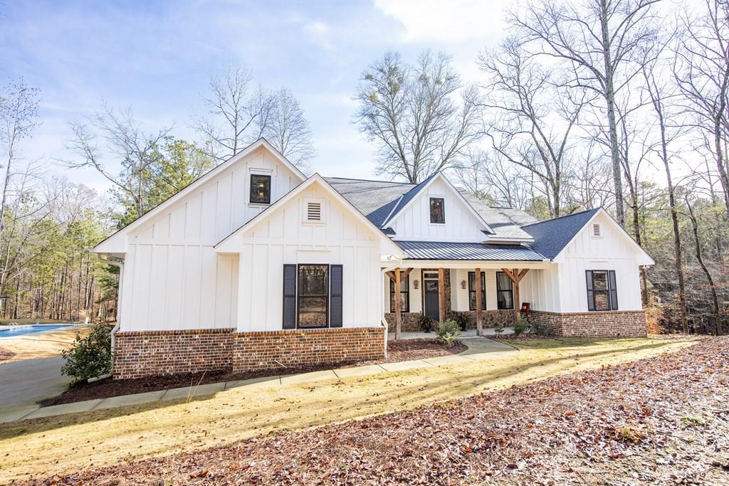 Columbus, Georgia, 31909, United States, 4 Bedrooms Bedrooms, ,3 BathroomsBathrooms,Residential,For Sale,1911024