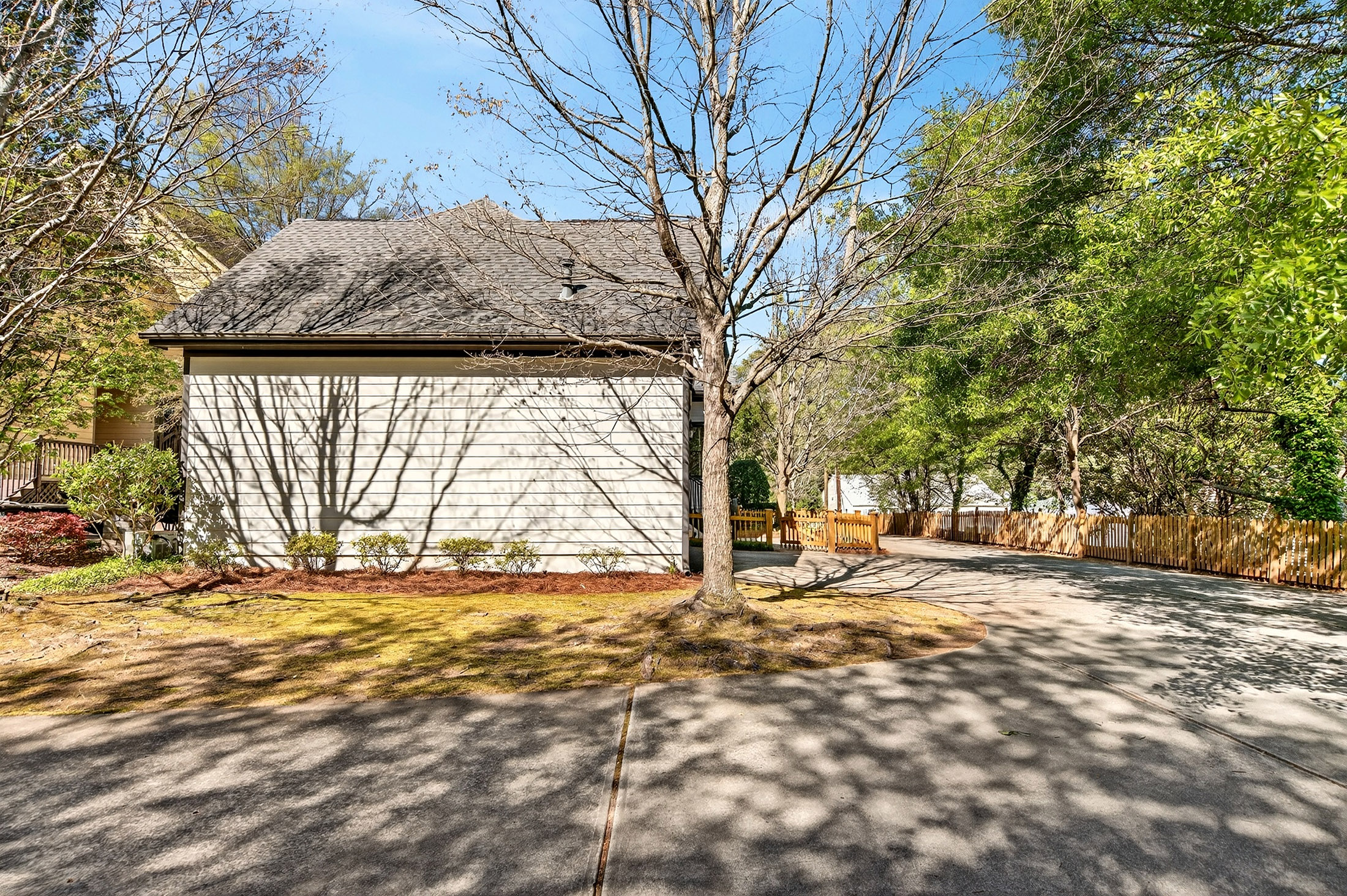  Smyrna Home Blends Space, Flexibility and an Unbeatable Lifestyle - 物件實景