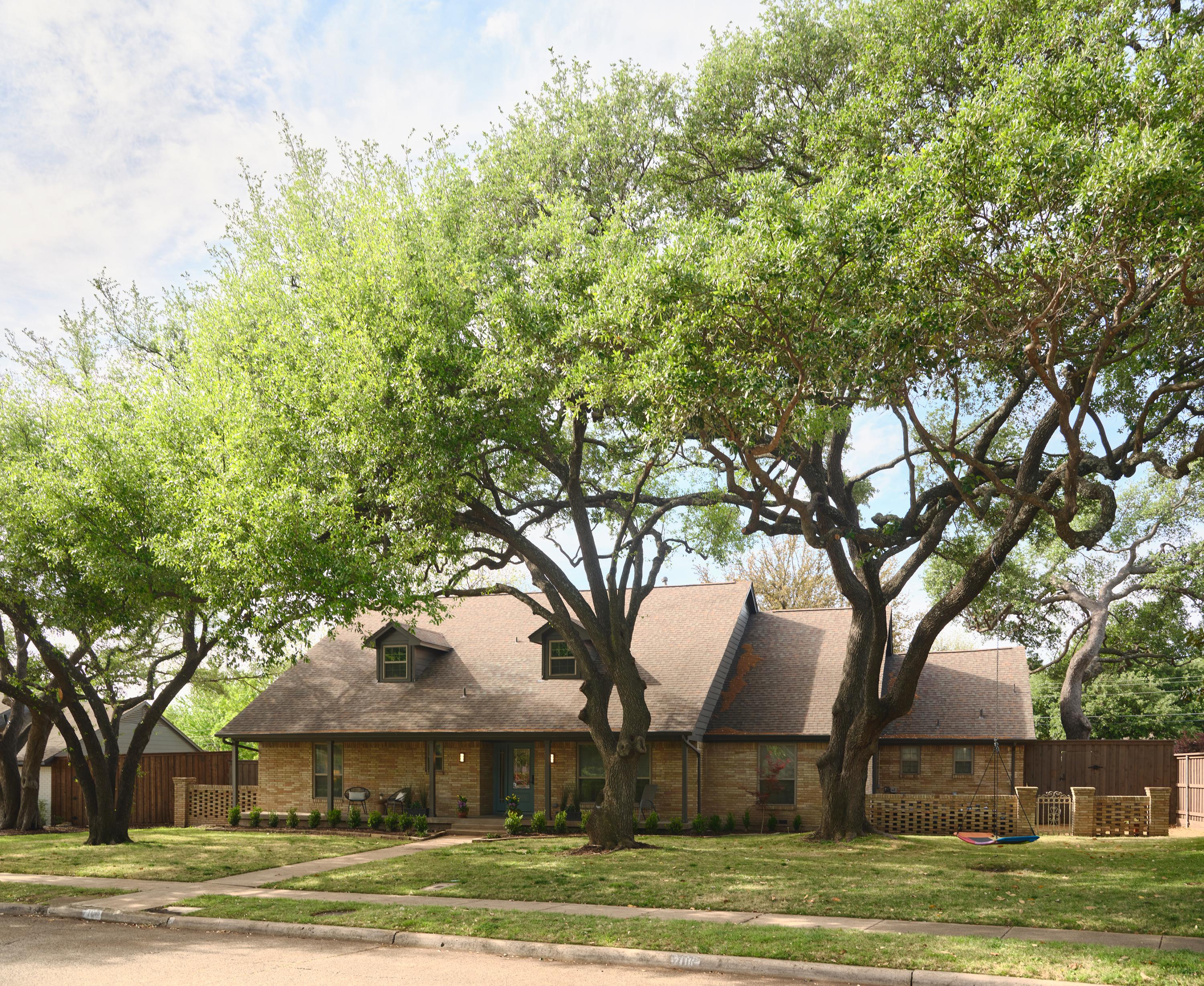  Spacious Home filled with Modern Updates and Original Charm - 物件實景