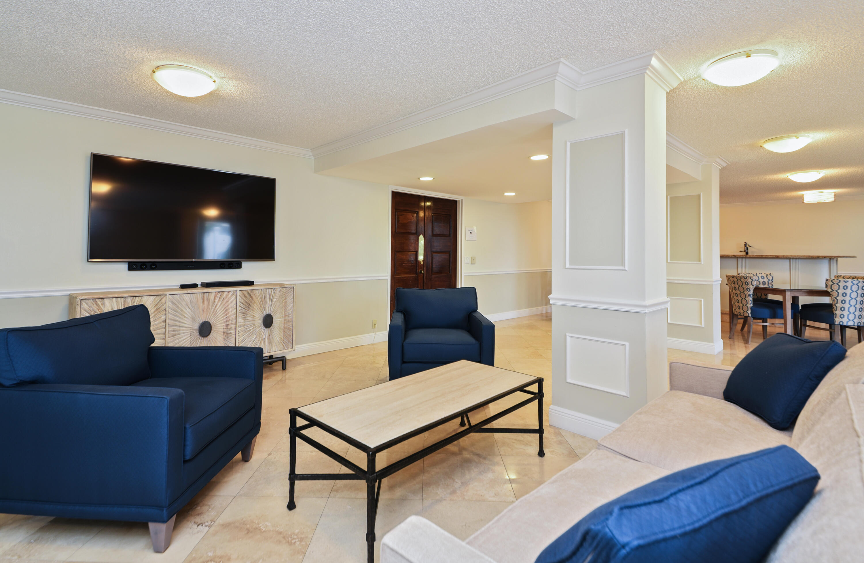 Delray Beach, Florida, 33483, United States, 2 Bedrooms Bedrooms, ,2 BathroomsBathrooms,Residential,For Sale,1826520
