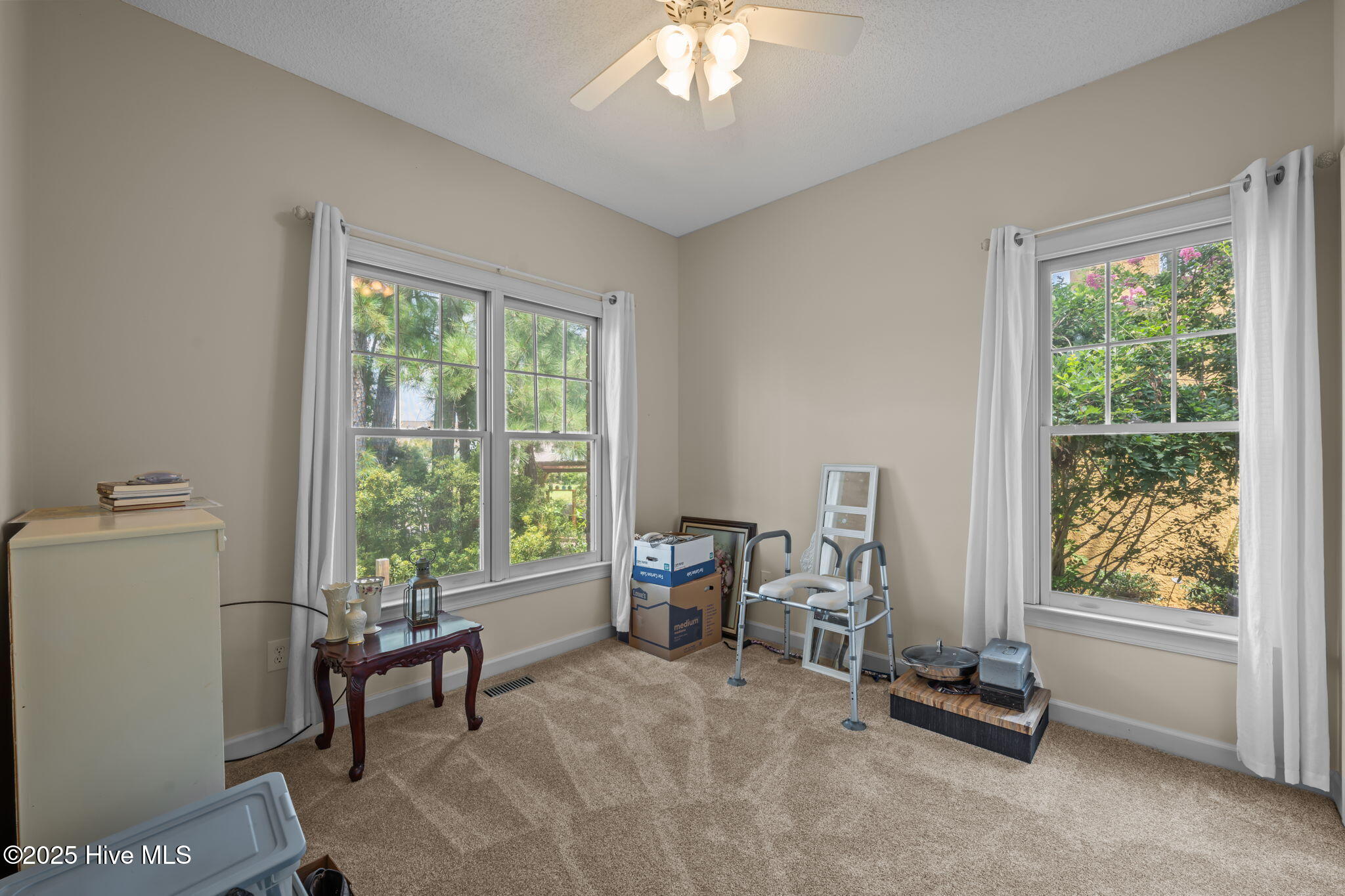 New Bern, North Carolina, 28560, United States, 4 Bedrooms Bedrooms, ,3 BathroomsBathrooms,Residential,For Sale,1946891