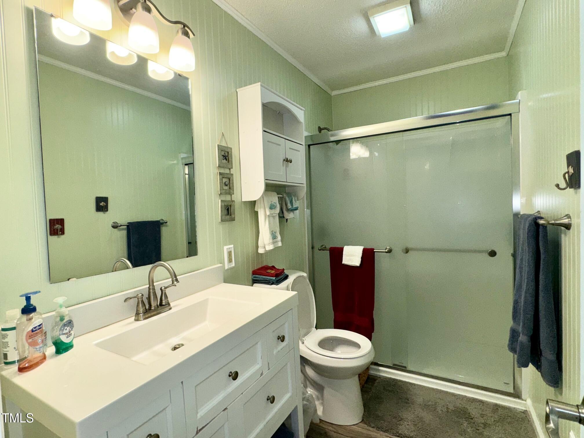 Henderson, North Carolina, 27537, United States, 3 Bedrooms Bedrooms, ,3 BathroomsBathrooms,Residential,For Sale,1848561