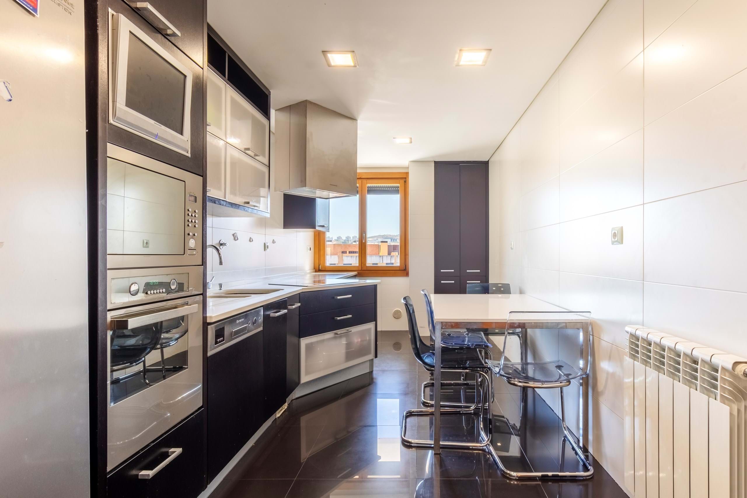 Loures, Lisbon, 2670-327 Loures, PT, 3 Bedrooms Bedrooms, ,3 BathroomsBathrooms,Residential,For Sale,1901345