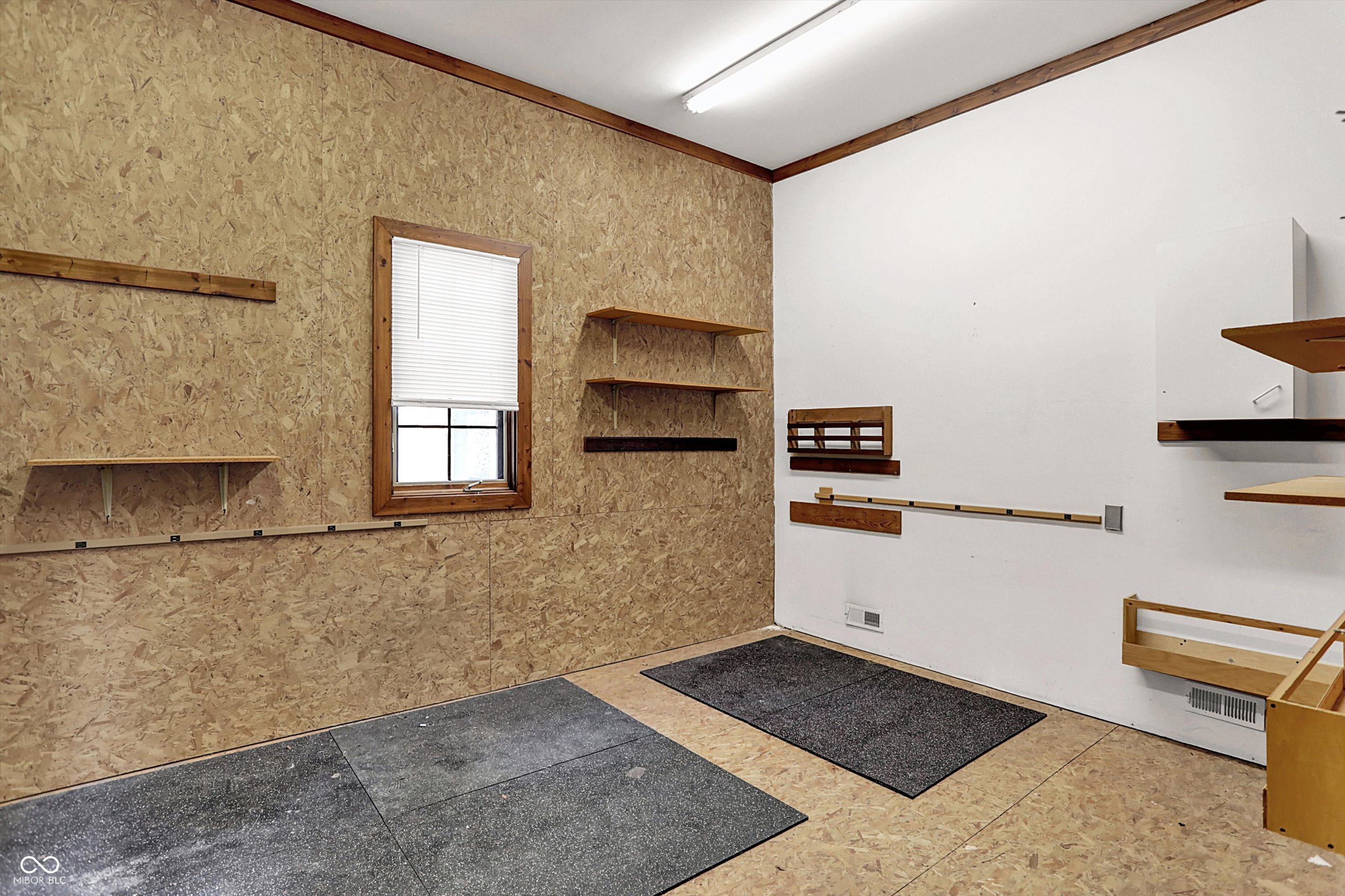 Lafayette, Indiana, 47905, United States, 3 Bedrooms Bedrooms, ,4 BathroomsBathrooms,Residential,For Sale,1979408