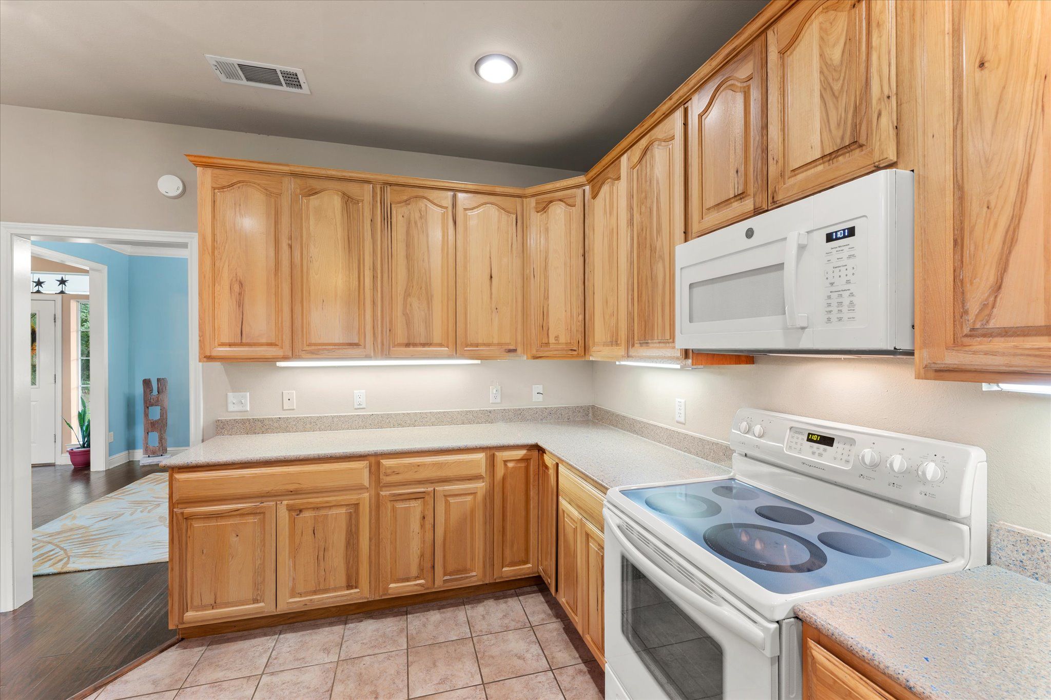 Emory, Texas, 75440, United States, 3 Bedrooms Bedrooms, ,4 BathroomsBathrooms,Residential,For Sale,1892532