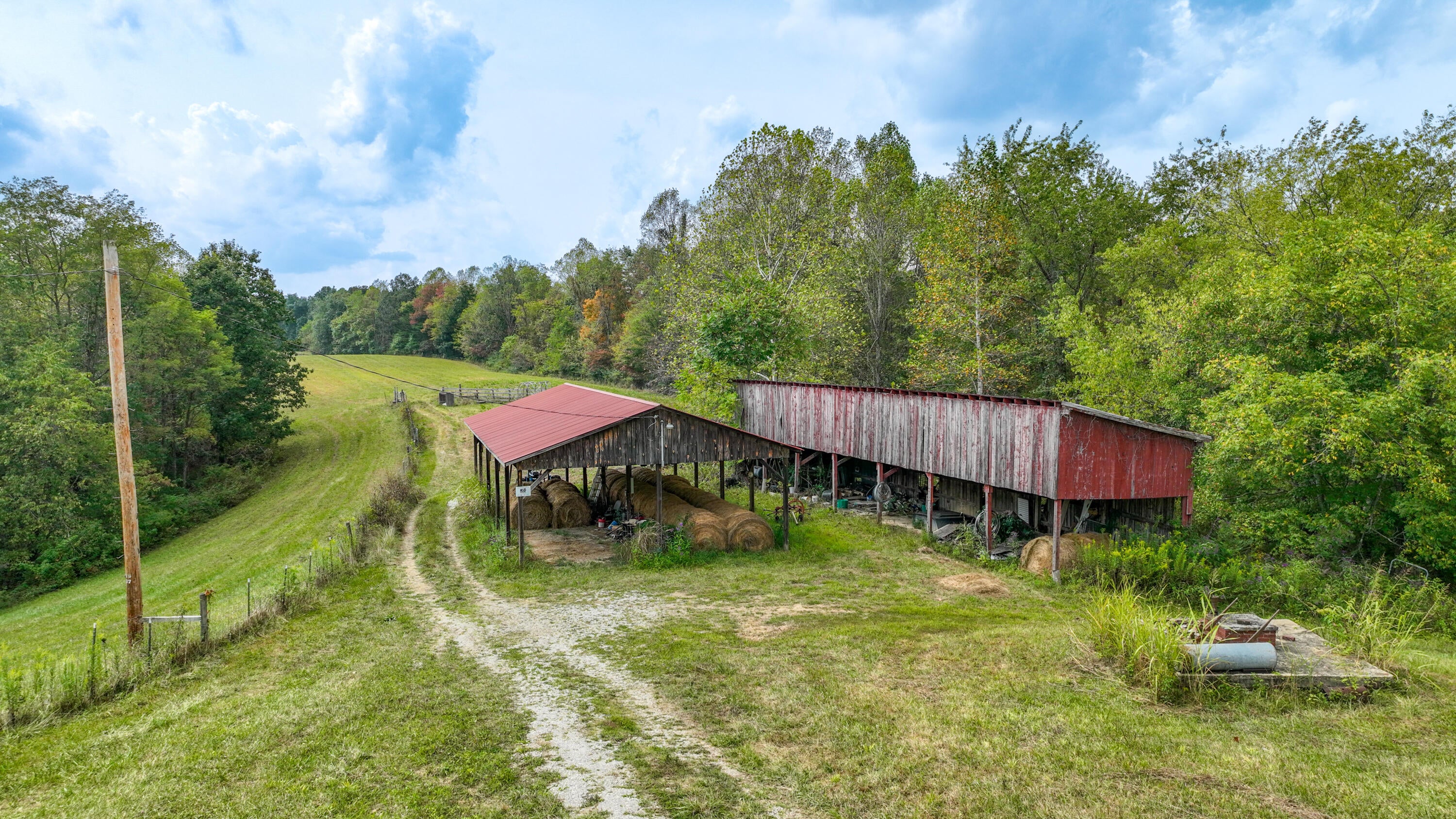 McKee, Kentucky, 40447, United States, 4 Bedrooms Bedrooms, ,2 BathroomsBathrooms,Residential,For Sale,1981490