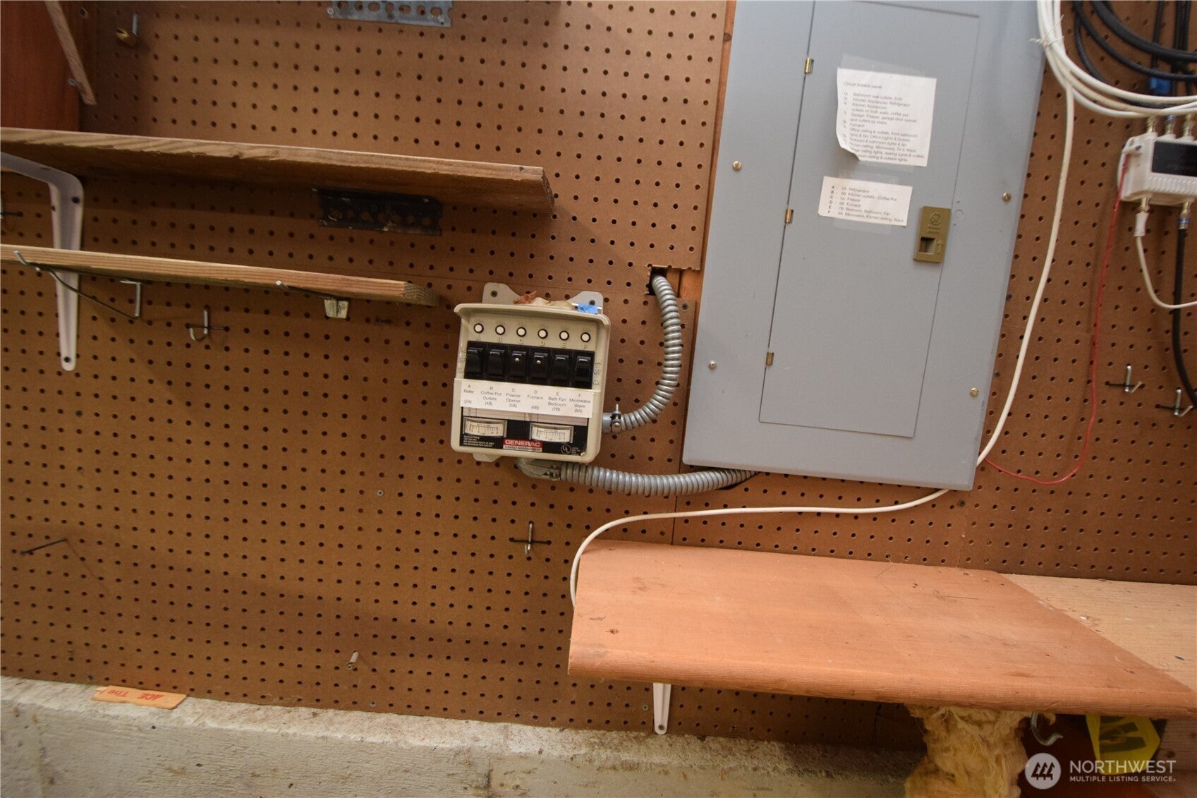 Port Orchard, Washington, 98366, United States, 3 Bedrooms Bedrooms, ,1 BathroomBathrooms,Residential,For Sale,1966865