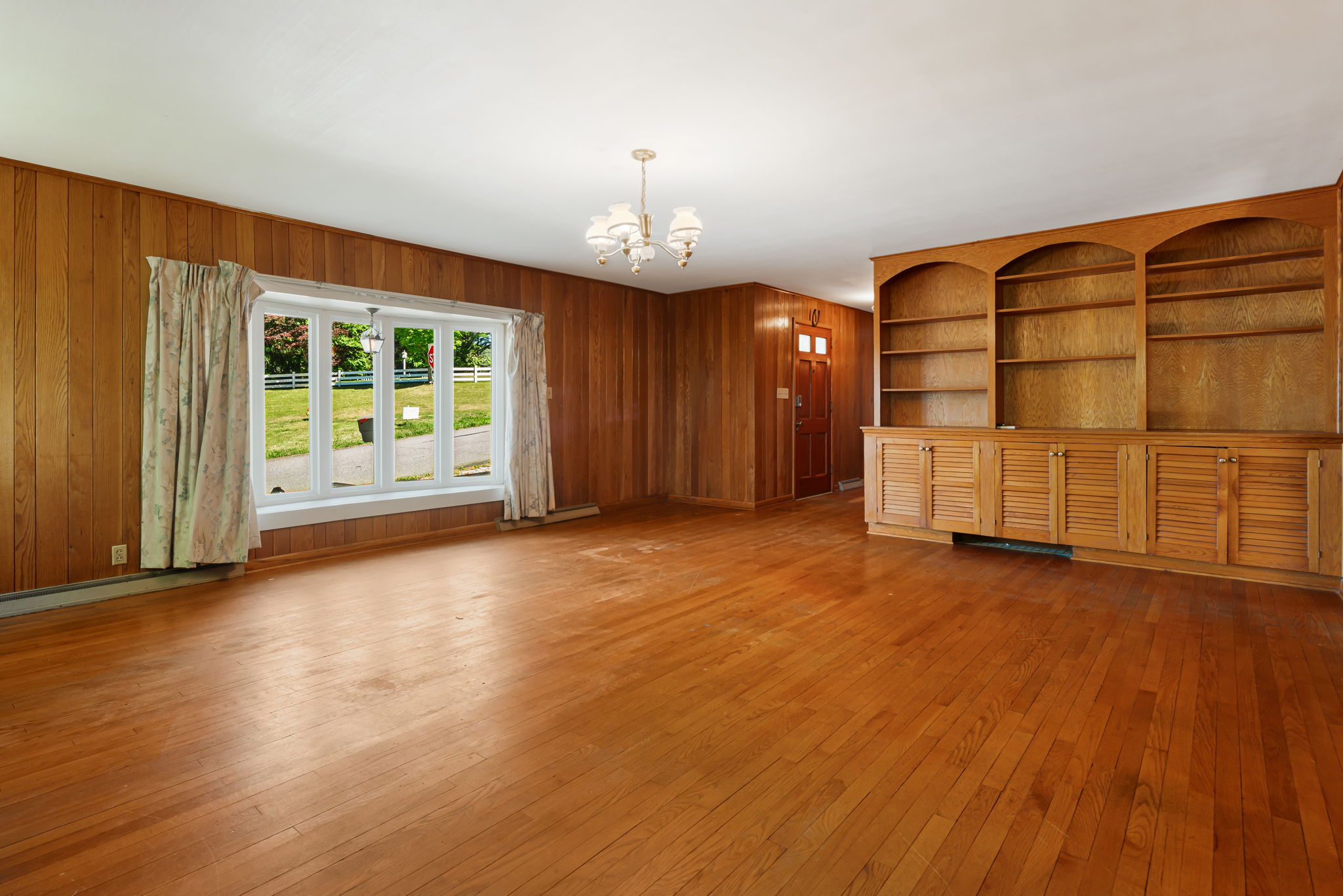 Mars Hill, North Carolina, 28754, United States, 5 Bedrooms Bedrooms, ,3 BathroomsBathrooms,Residential,For Sale,2049468