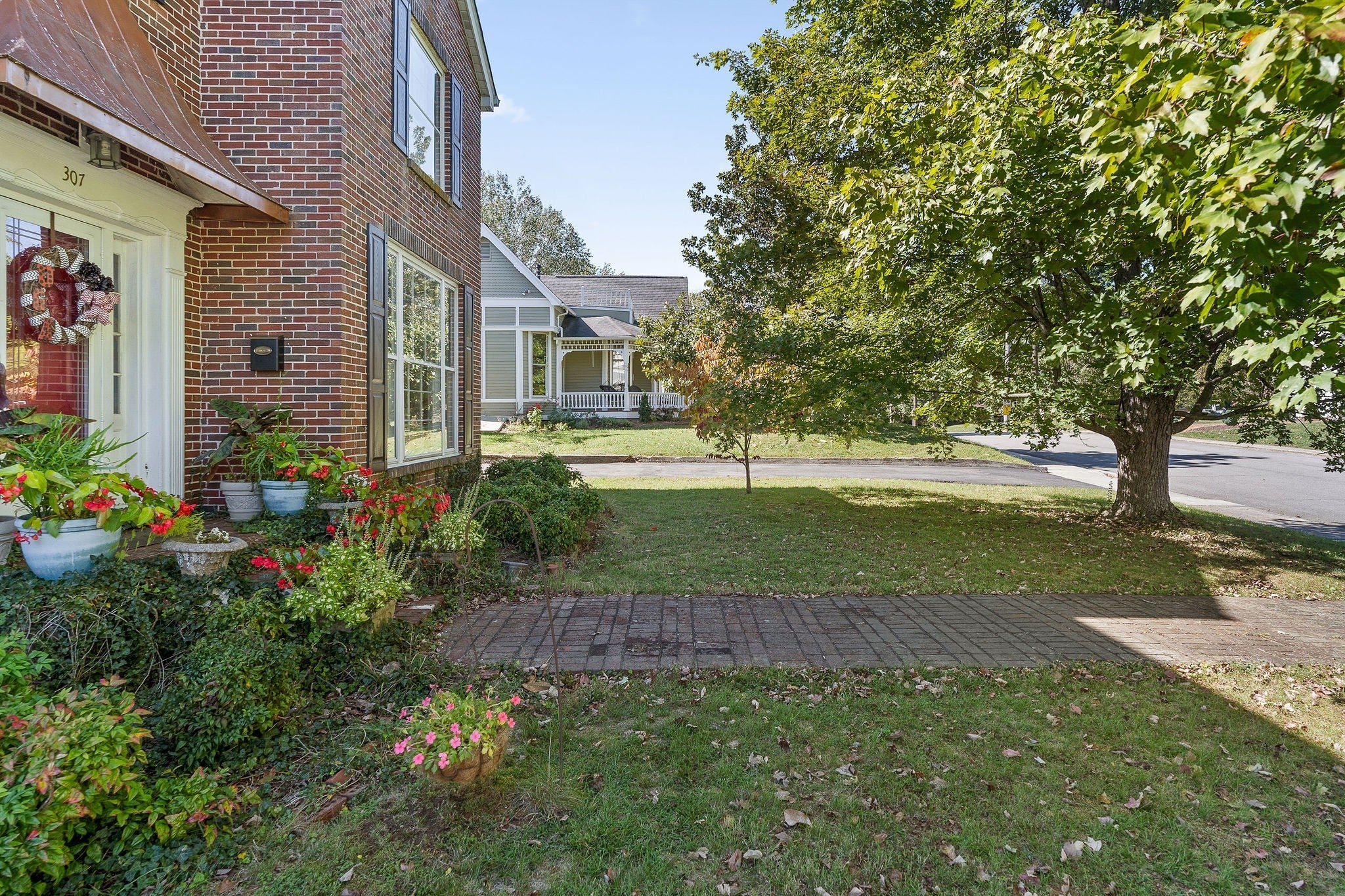 Smithville, Tennessee, 37166, United States, 5 Bedrooms Bedrooms, ,3 BathroomsBathrooms,Residential,For Sale,2006615