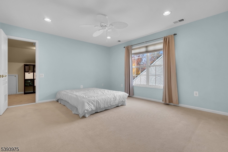 Franklin Twp., New Jersey, 08873, United States, 3 Bedrooms Bedrooms, ,3 BathroomsBathrooms,Residential,For Sale,1991014