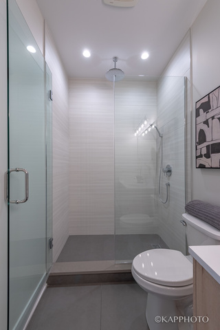 Chicago, Illinois, 60612, United States, 3 Bedrooms Bedrooms, ,2 BathroomsBathrooms,Residential,For Sale,1881356