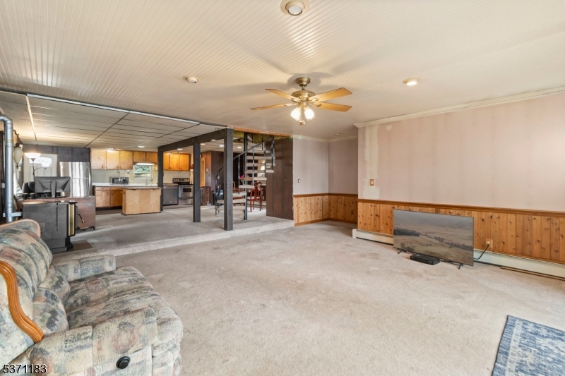 Mount Arlington Boro, New Jersey, 07856, United States, 2 Bedrooms Bedrooms, ,2 BathroomsBathrooms,Residential,For Sale,1912624