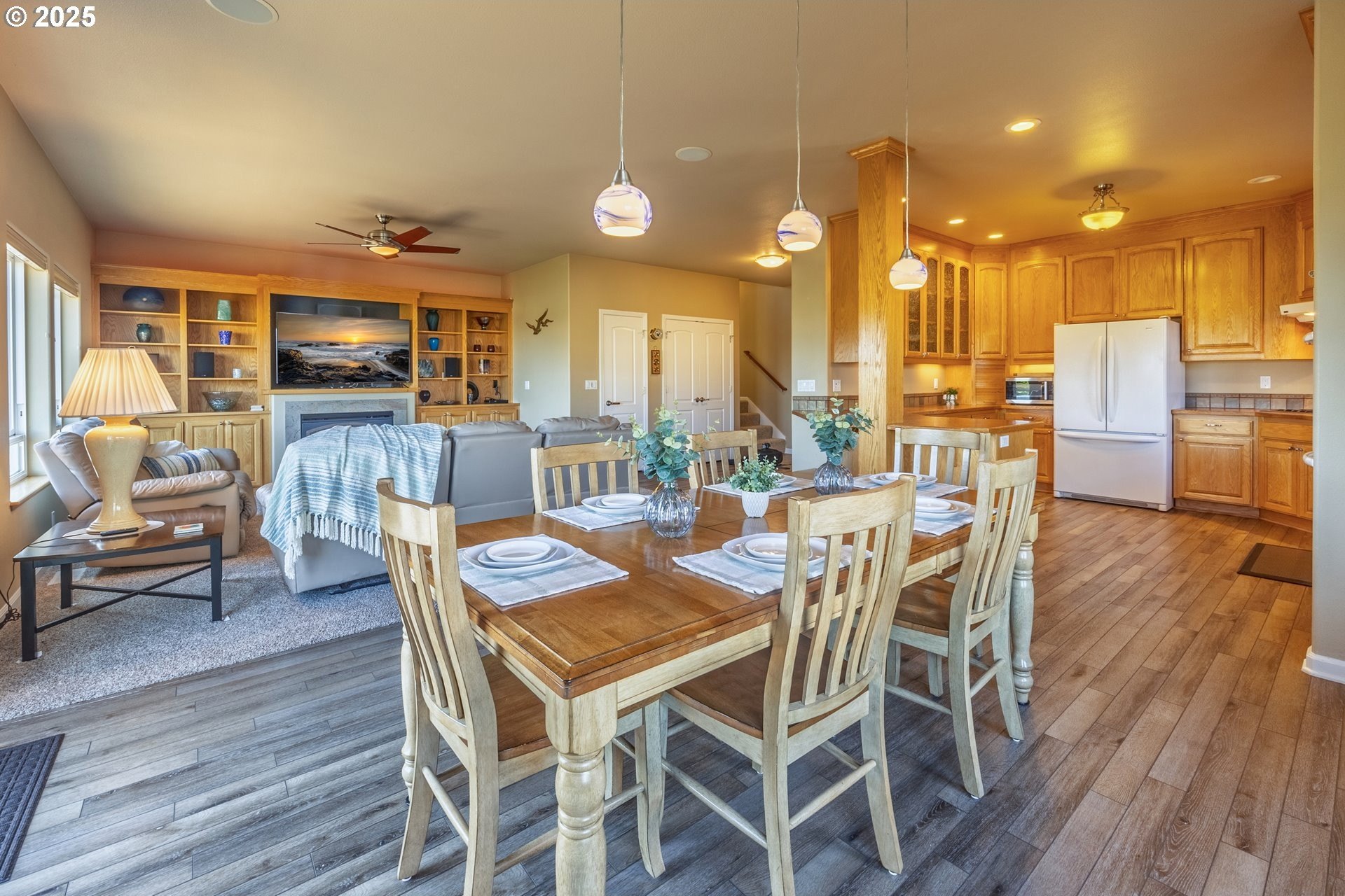 Lincoln City, Oregon, 97367, United States, 4 Bedrooms Bedrooms, ,3 BathroomsBathrooms,Residential,For Sale,1793948