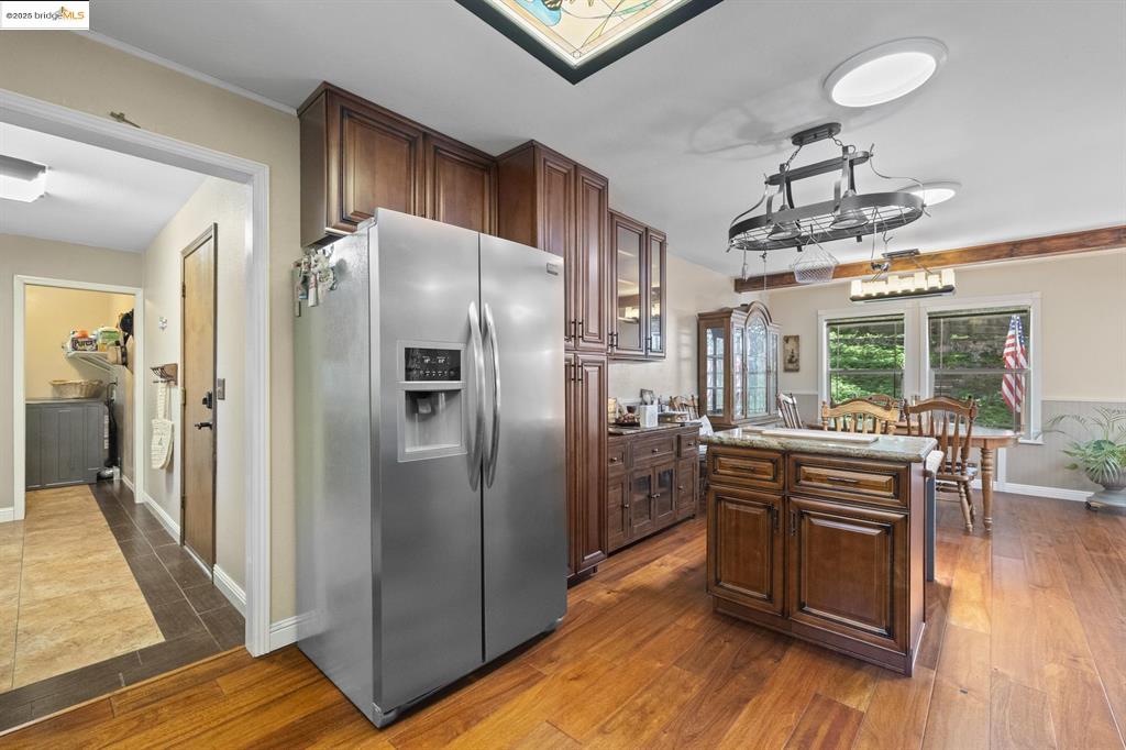 Twain Harte, California, 95383, United States, 3 Bedrooms Bedrooms, ,3 BathroomsBathrooms,Residential,For Sale,1862195