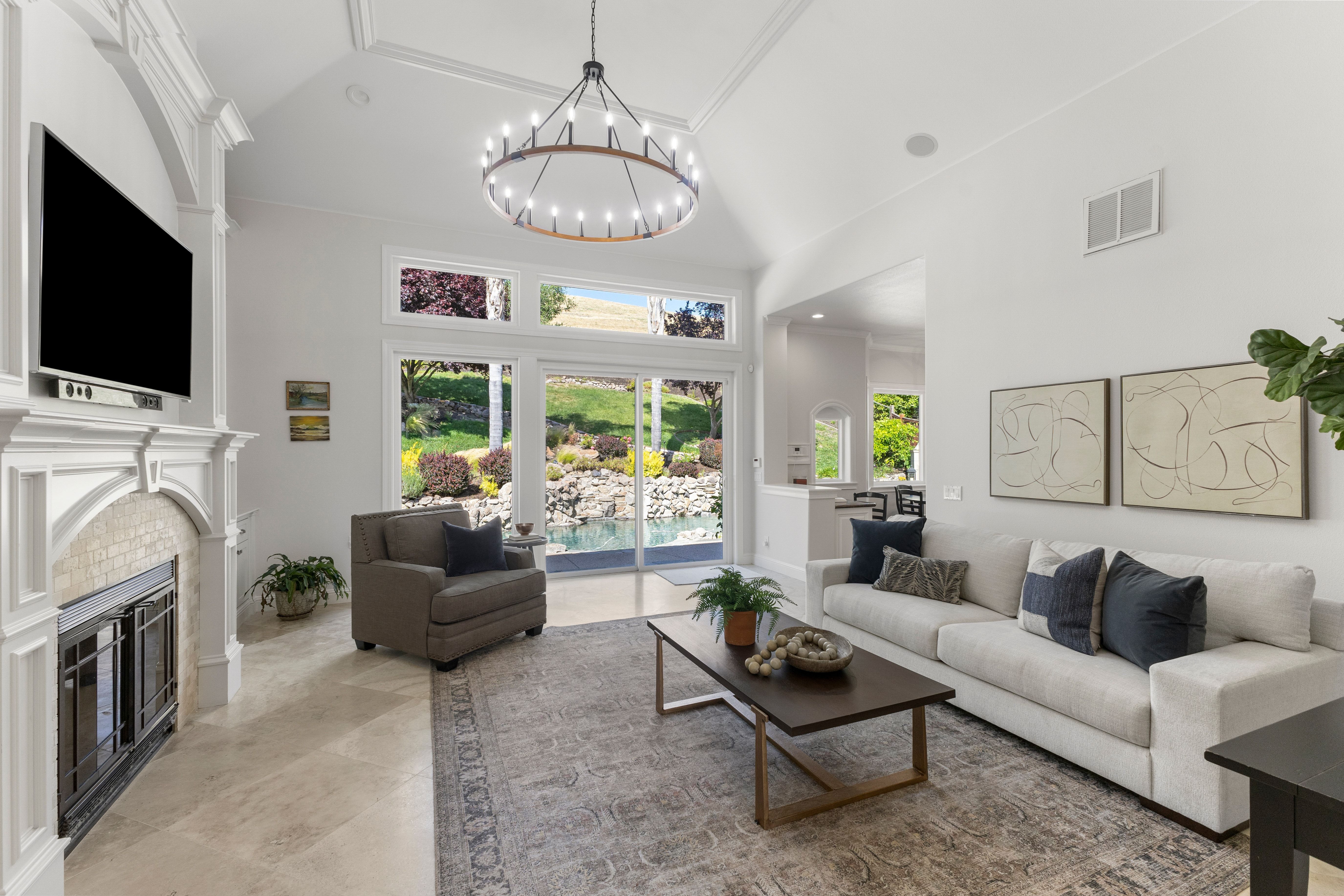  Exceptional Northridge Estates Home on Expansive Private Lot - 物件實景