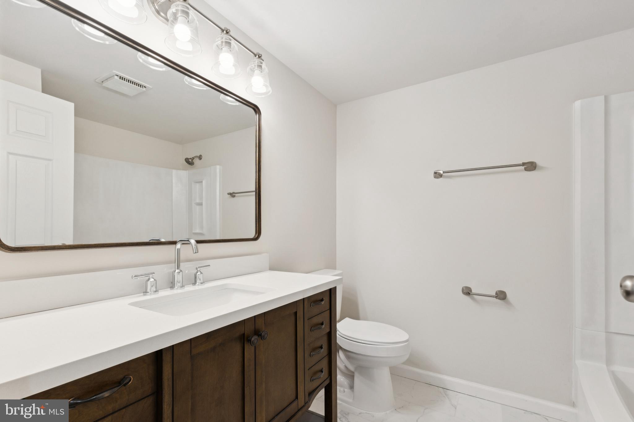 Woodbridge, Virginia, 22192, United States, 4 Bedrooms Bedrooms, ,4 BathroomsBathrooms,Residential,For Sale,1975493