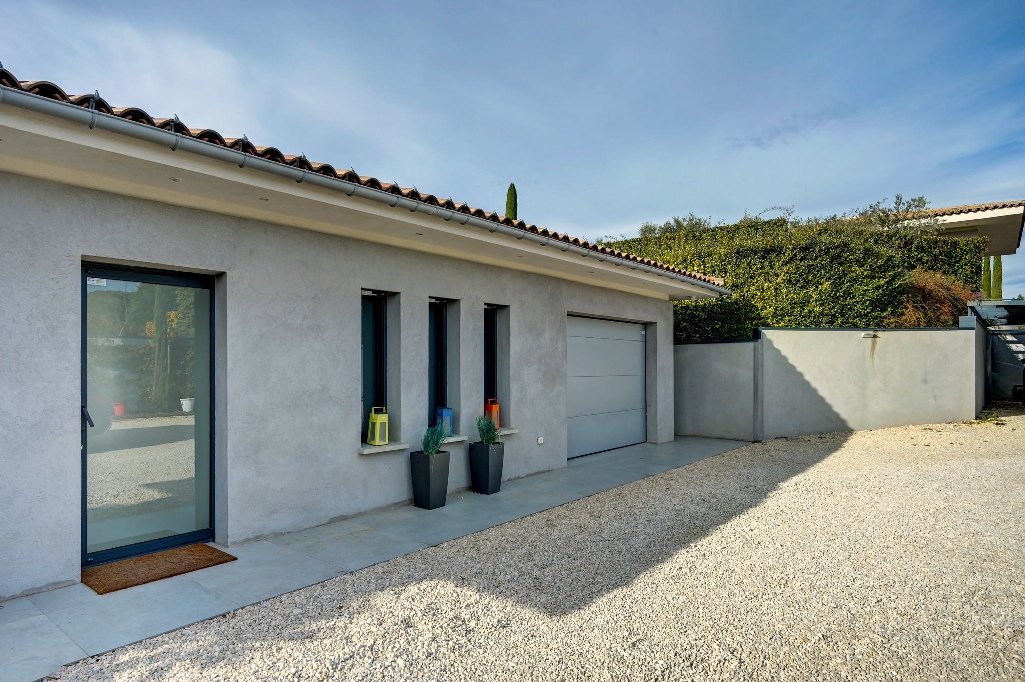 TURNKEY SECURISED HOUSE - 物件實景