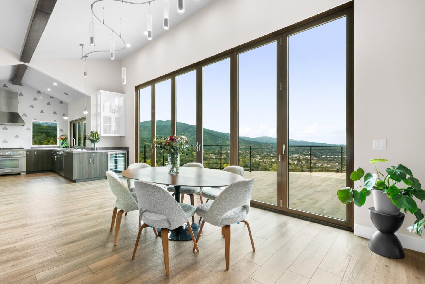 Los Gatos, California, 95030, United States, 5 Bedrooms Bedrooms, ,6 BathroomsBathrooms,Residential,For Sale,1997013