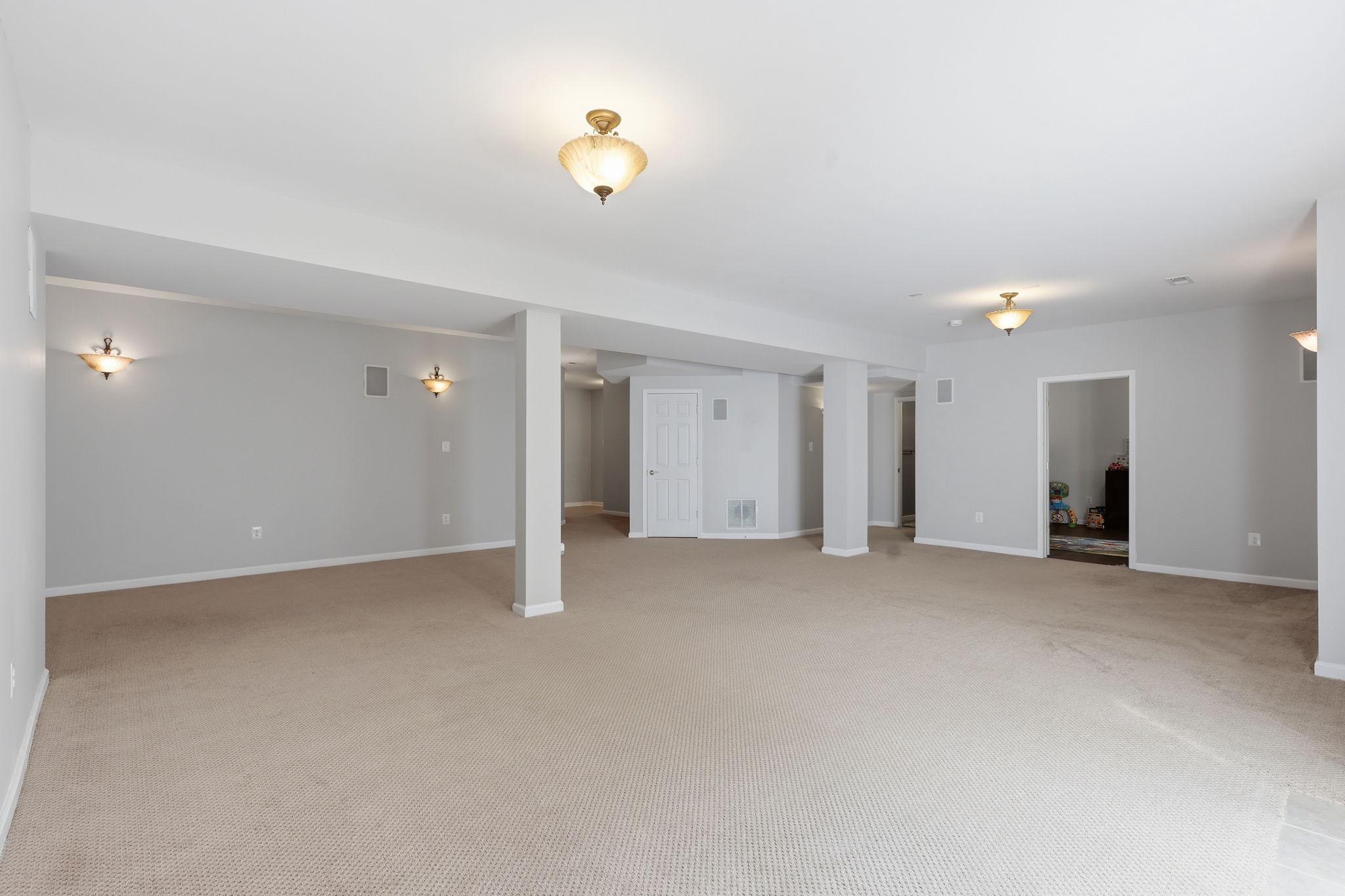  18805 Hundred Acre Lane, Triangle, VA, 22172 - 物件實景