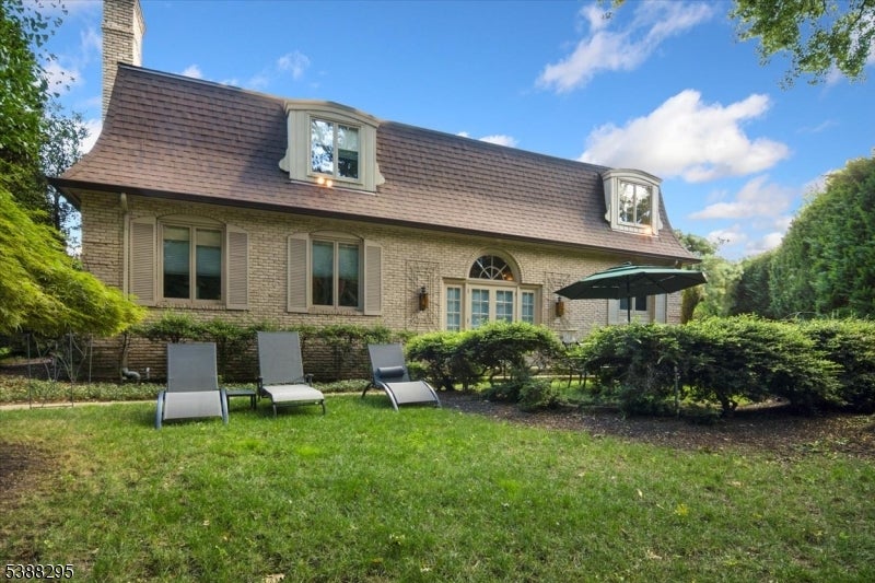 Clifton City, New Jersey, 07013, United States, 5 Bedrooms Bedrooms, ,4 BathroomsBathrooms,Residential,For Sale,1979632