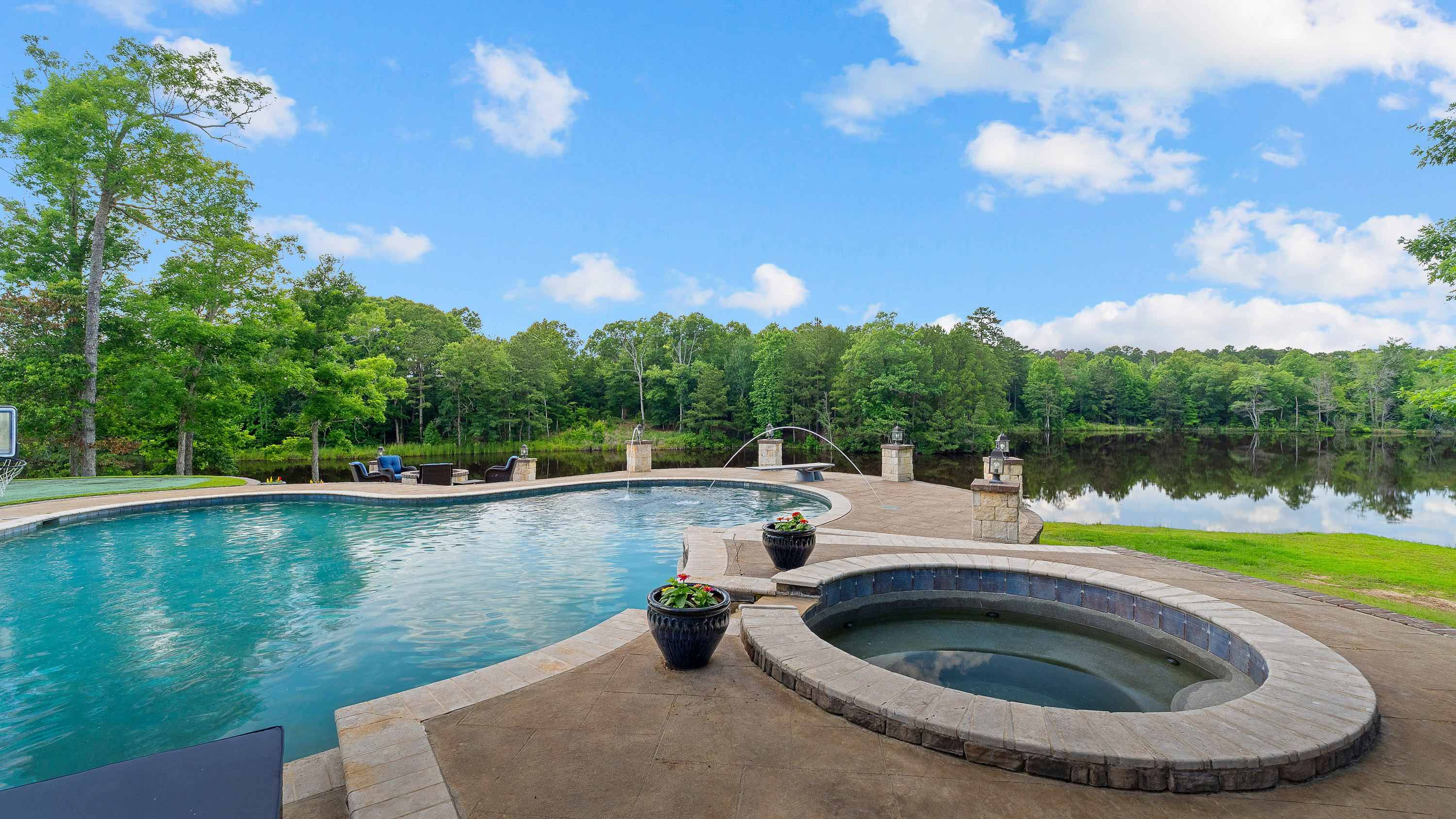  1411 County Road 4120, Atlanta, TX, 75551 - 物件實景