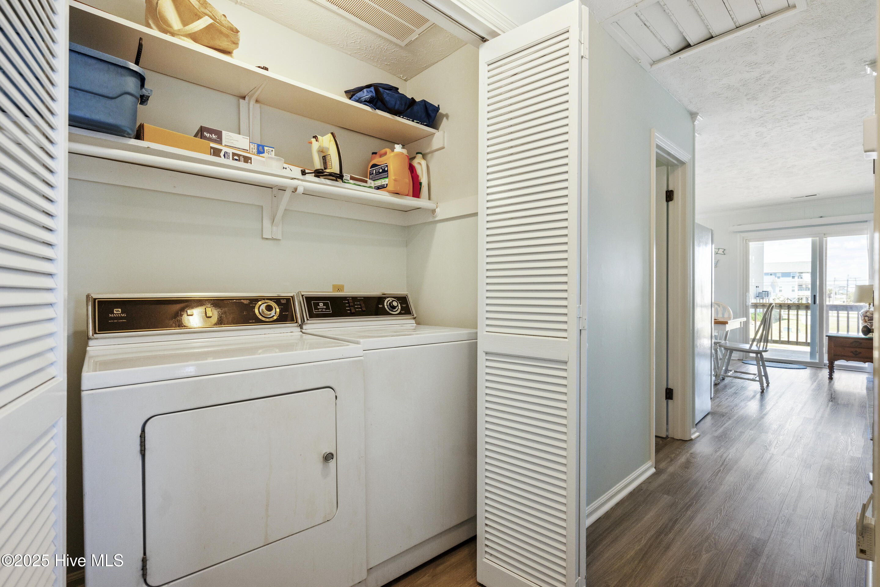 Surf City, North Carolina, 28445, United States, 3 Bedrooms Bedrooms, ,2 BathroomsBathrooms,Residential,For Sale,1794333