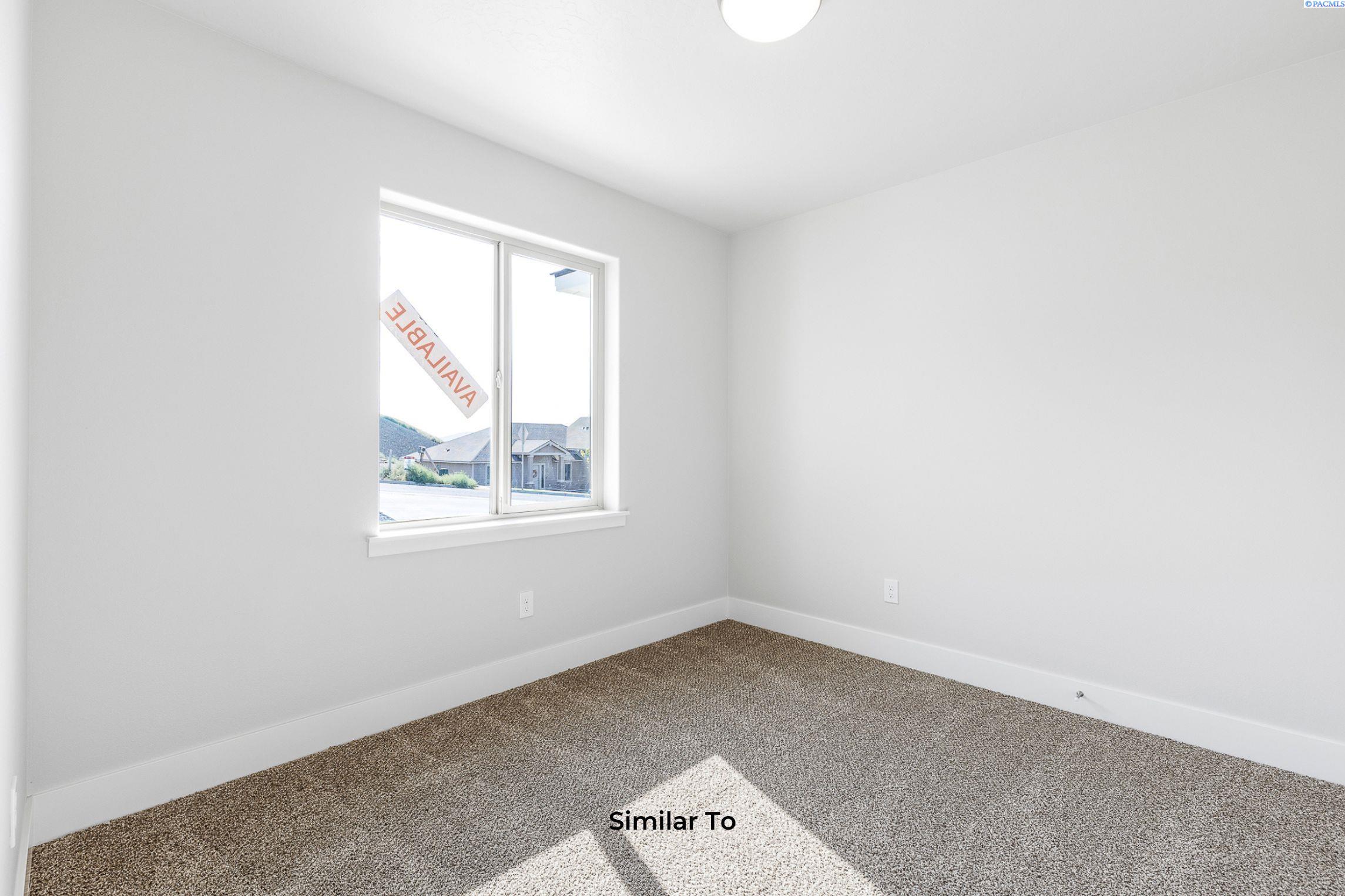 Kennewick, Washington, 99338, United States, 4 Bedrooms Bedrooms, ,1 BathroomBathrooms,Residential,For Sale,1959193