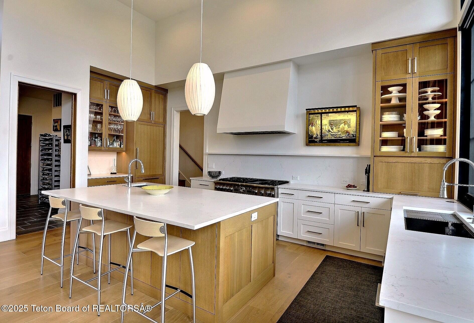 Victor, Idaho, 83455, United States, 4 Bedrooms Bedrooms, ,5 BathroomsBathrooms,Residential,For Sale,1977330