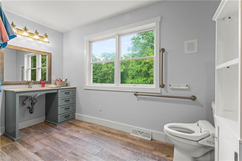 Scenery Hill, Pennsylvania, 15360, United States, 4 Bedrooms Bedrooms, ,5 BathroomsBathrooms,Residential,For Sale,1909727