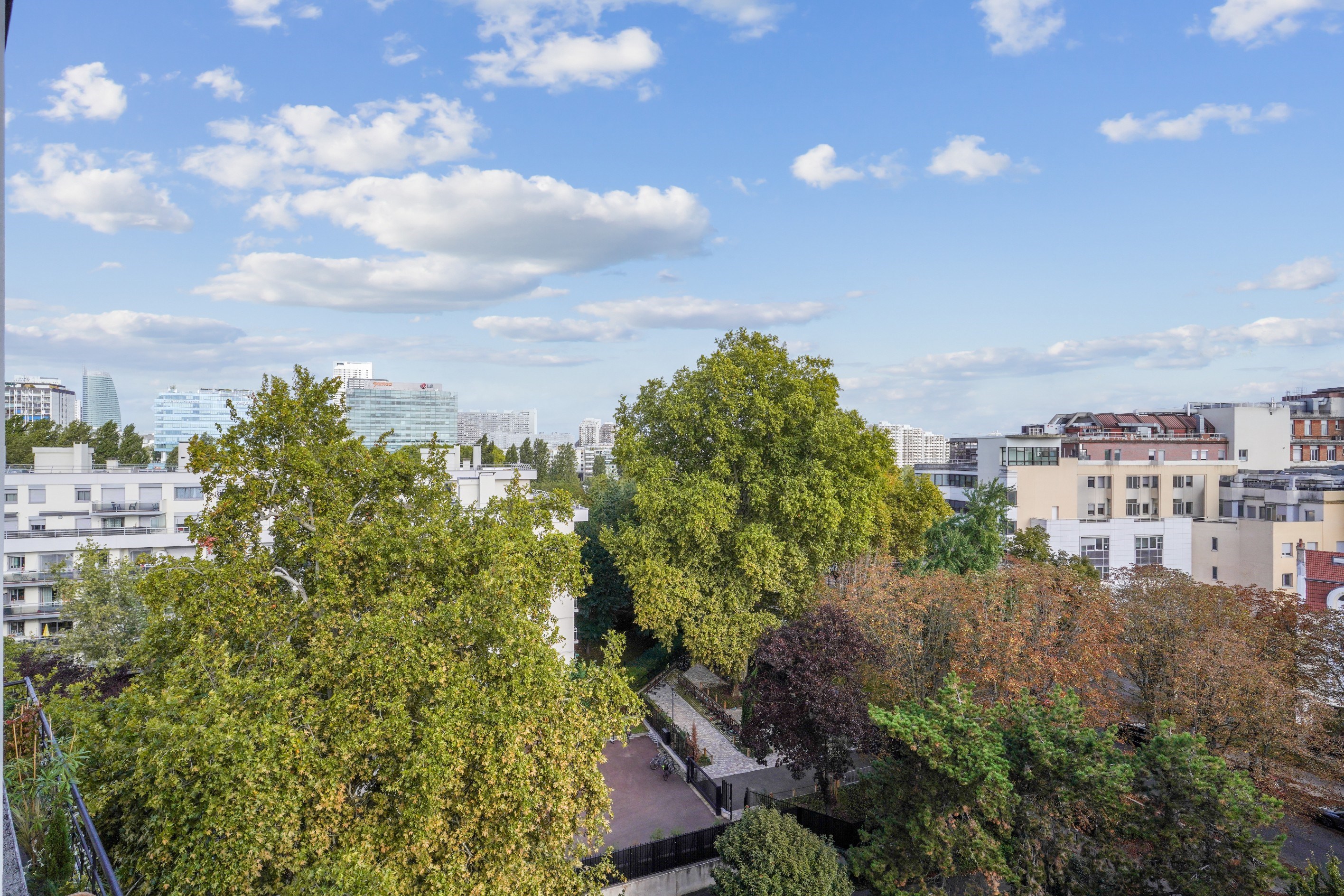  Neuilly Argenson - Top floor with elevator - Bright 3-room apartment with unobs… - 物件實景
