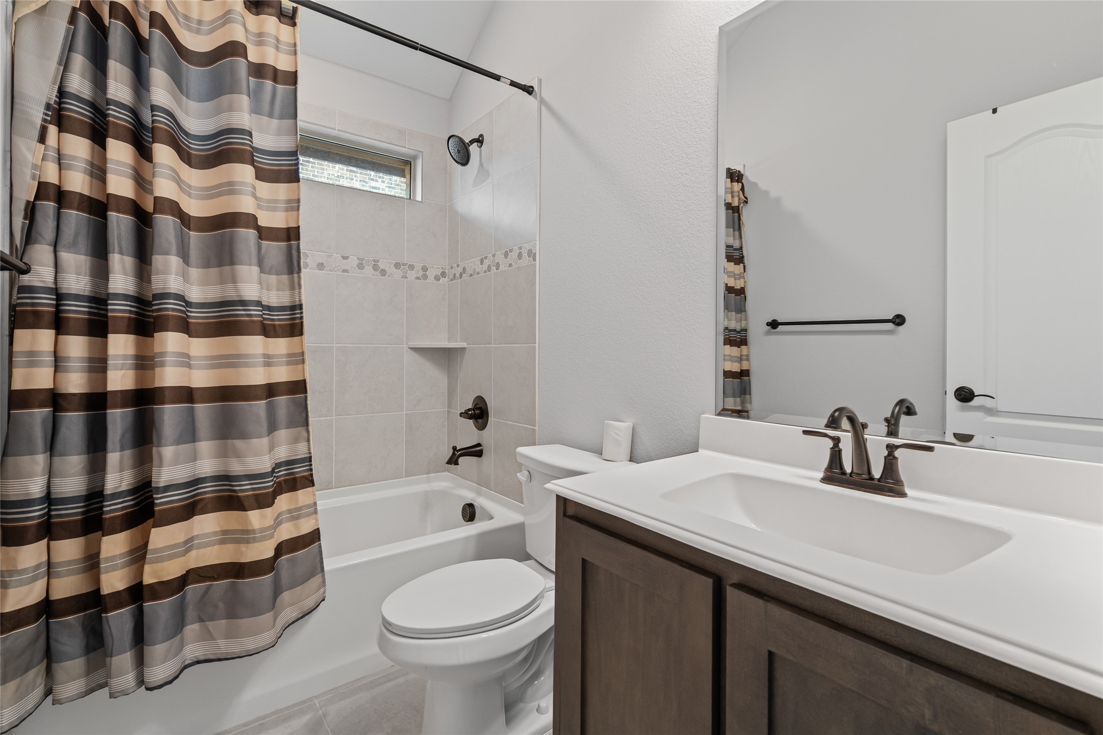 Melissa, Texas, 75454, United States, 4 Bedrooms Bedrooms, ,3 BathroomsBathrooms,Residential,For Sale,1805586