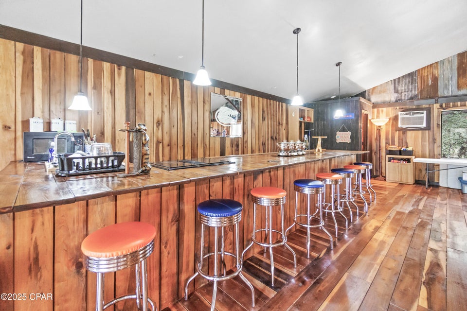 Malone, Florida, 32445, United States, 3 Bedrooms Bedrooms, ,3 BathroomsBathrooms,Residential,For Sale,1974883