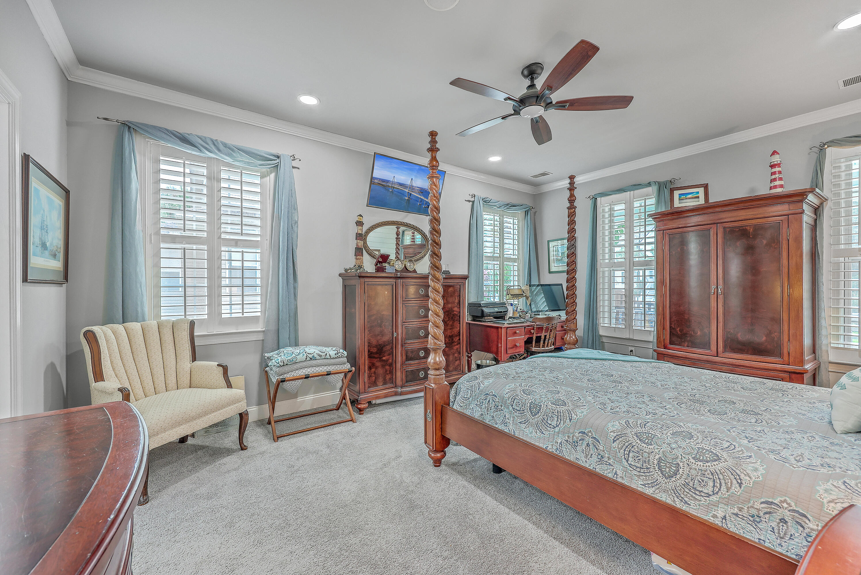 Mount Pleasant, South Carolina, 29466, United States, 3 Bedrooms Bedrooms, ,4 BathroomsBathrooms,Residential,For Sale,1798311