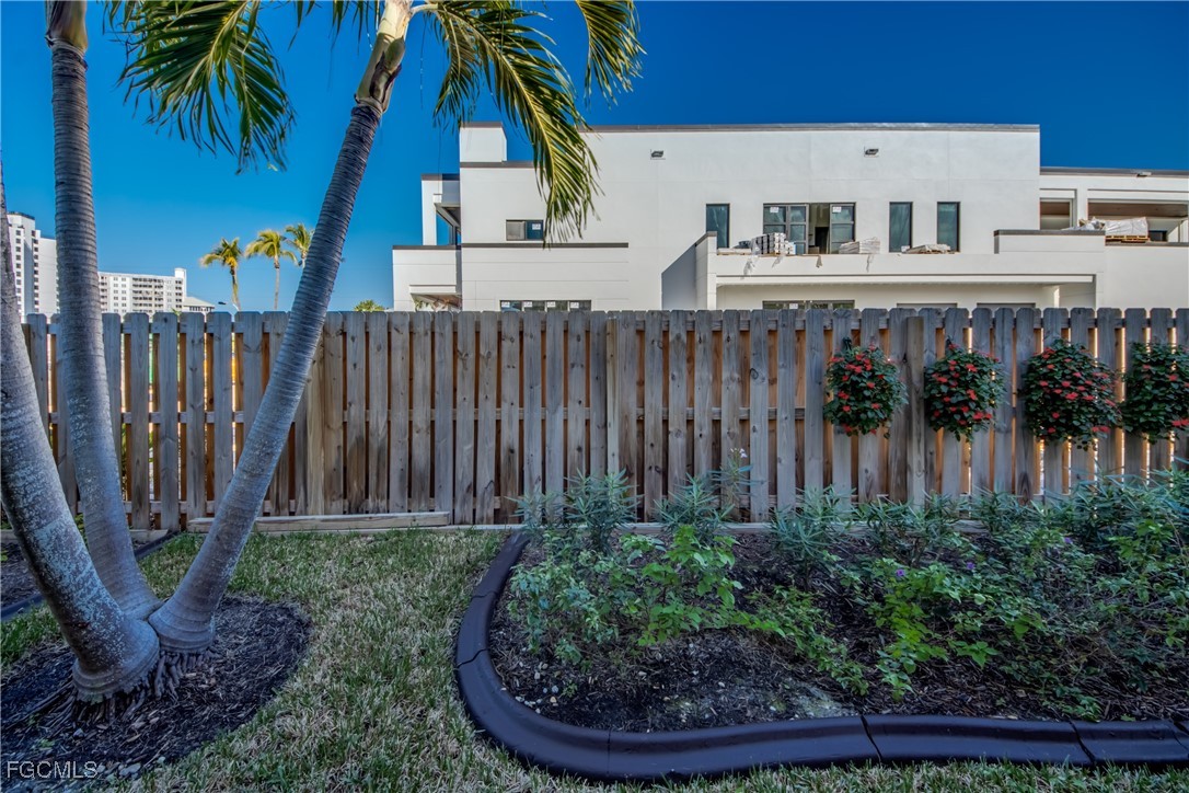 Fort Myers Beach, Florida, 33931, United States, 2 Bedrooms Bedrooms, ,2 BathroomsBathrooms,Residential,For Sale,2009064