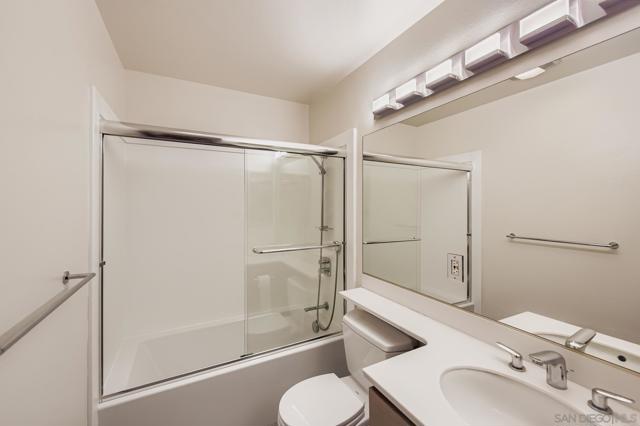 La Jolla, California, 92037, United States, 1 Bedroom Bedrooms, ,1 BathroomBathrooms,Residential,For Sale,1975007