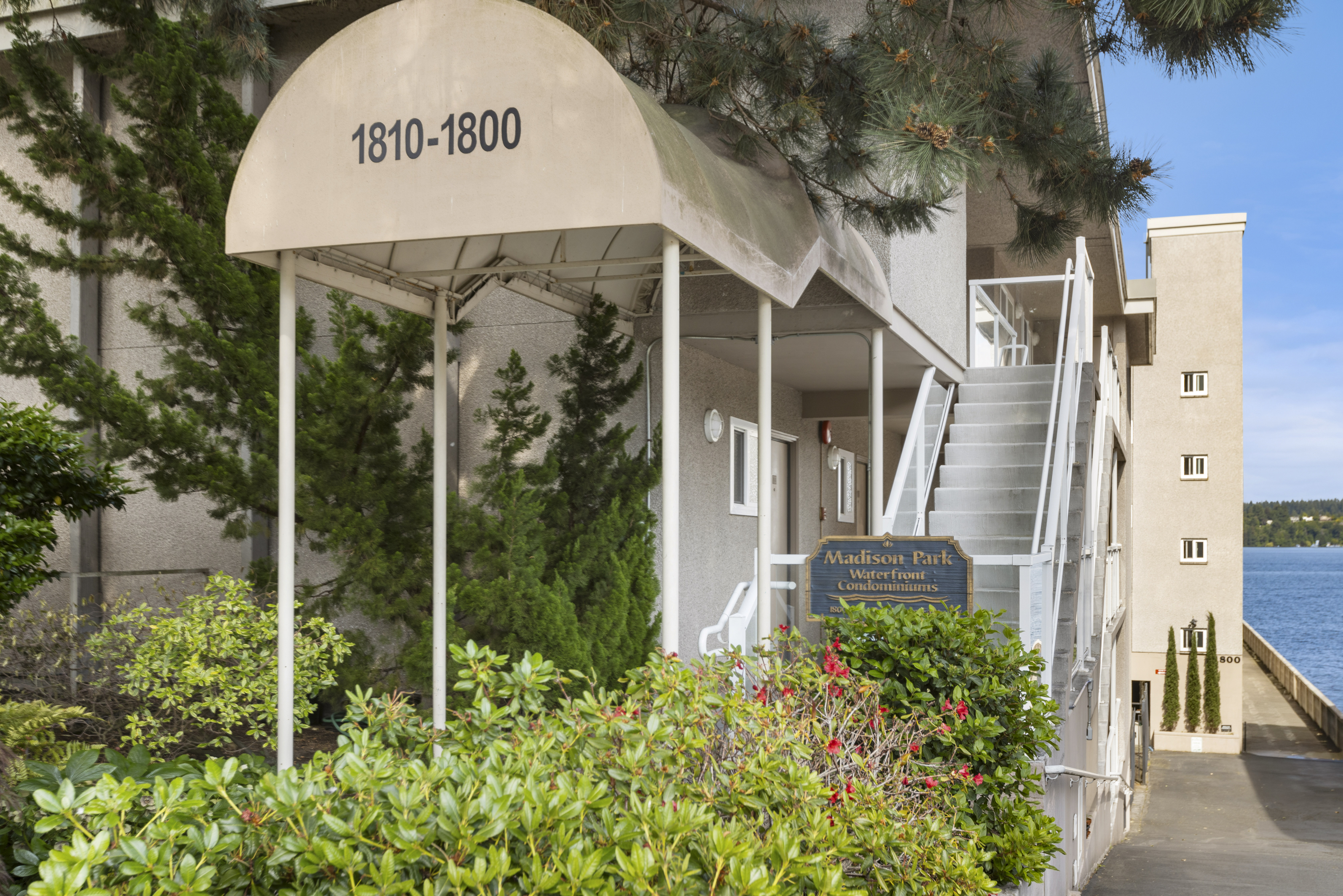  1800 43rd Ave E, Unit #208, Seattle, WA 98112 - 物件實景