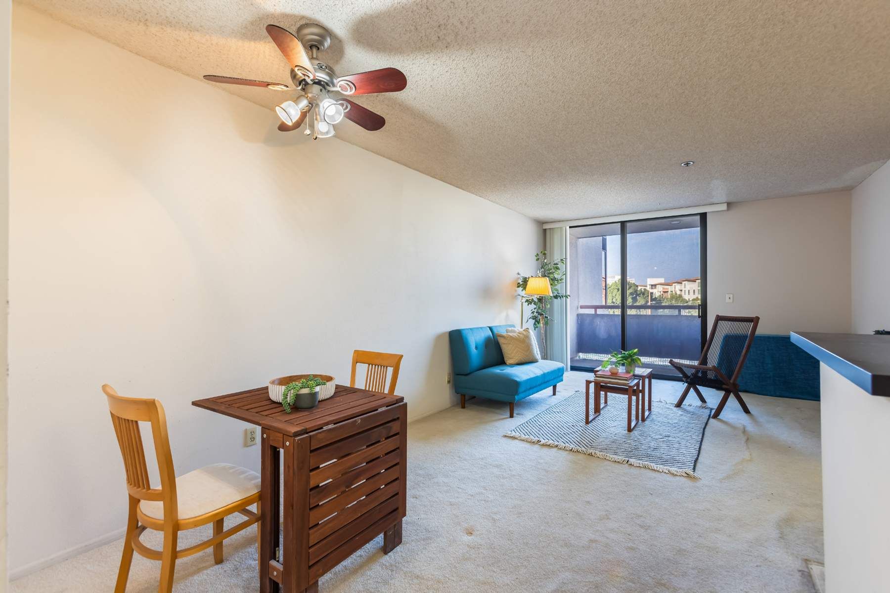  222 S Central Ave - 物件實景