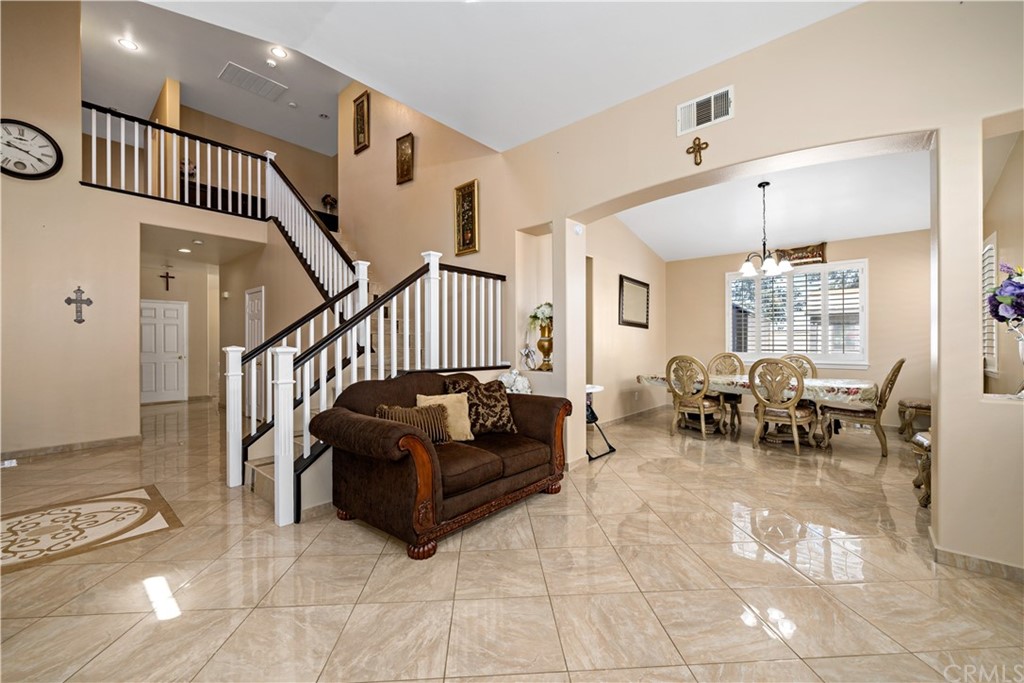 Murrieta, California, 92563, United States, 4 Bedrooms Bedrooms, ,3 BathroomsBathrooms,Residential,For Sale,1920911