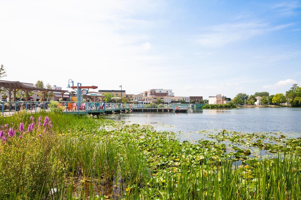 Oconomowoc, Wisconsin, 53066, United States, 1 Bedroom Bedrooms, ,2 BathroomsBathrooms,Residential,For Sale,1819550