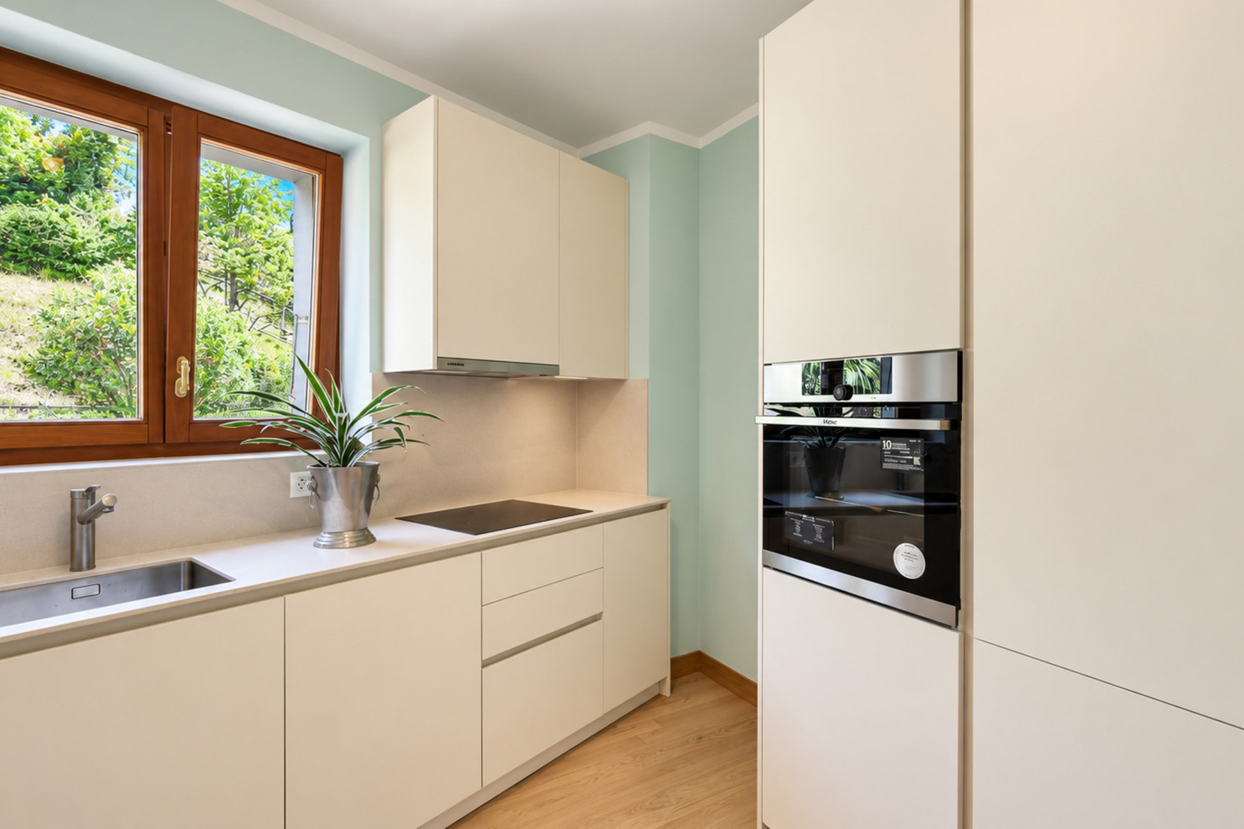 Elegant apartment with breathtaking lake views - 物件實景