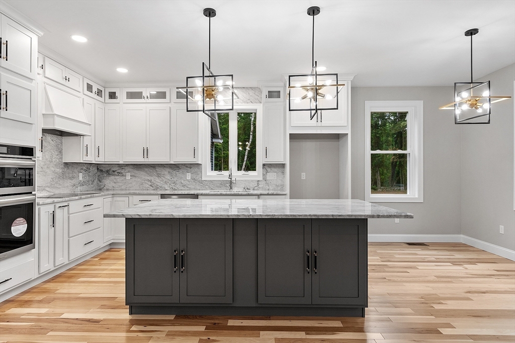 Westminster, Massachusetts, 01473, United States, 4 Bedrooms Bedrooms, ,4 BathroomsBathrooms,Residential,For Sale,1828170