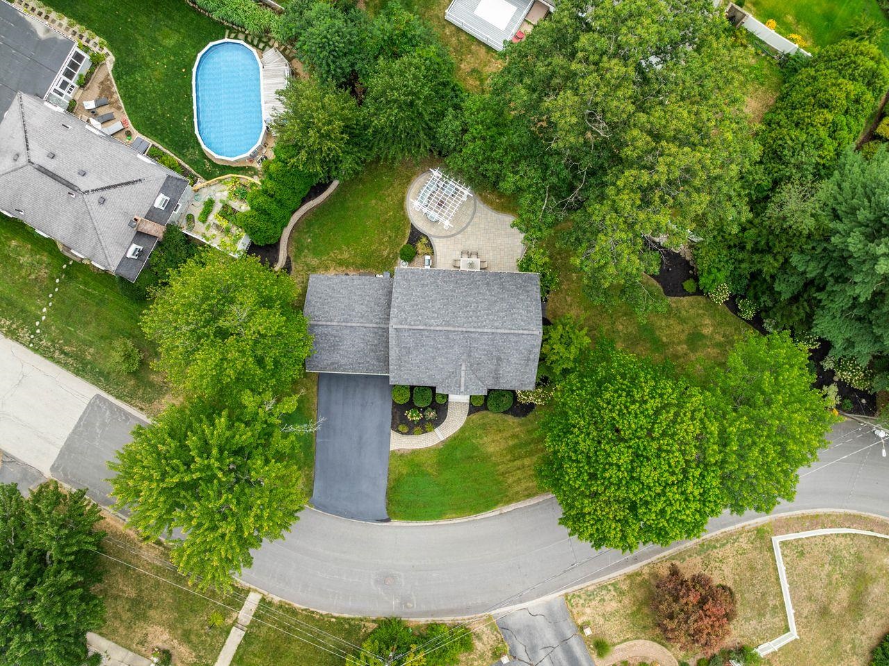 Manchester, New Hampshire, 03104, United States, 4 Bedrooms Bedrooms, ,3 BathroomsBathrooms,Residential,For Sale,1934324