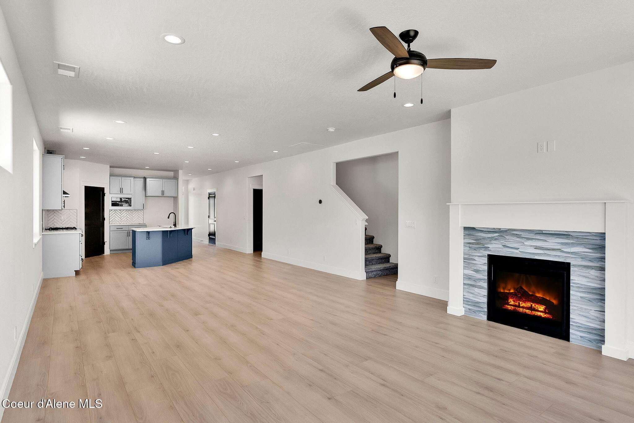 Rathdrum, Idaho, 83858, United States, 3 Bedrooms Bedrooms, ,Residential,For Sale,1999026