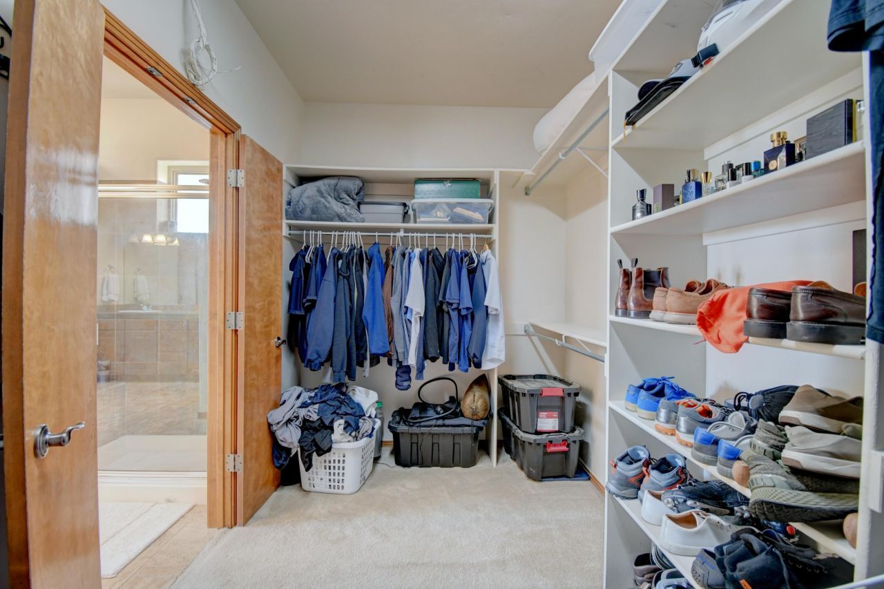 Albuquerque, New Mexico, 87120, United States, 4 Bedrooms Bedrooms, ,2 BathroomsBathrooms,Residential,For Sale,1972703