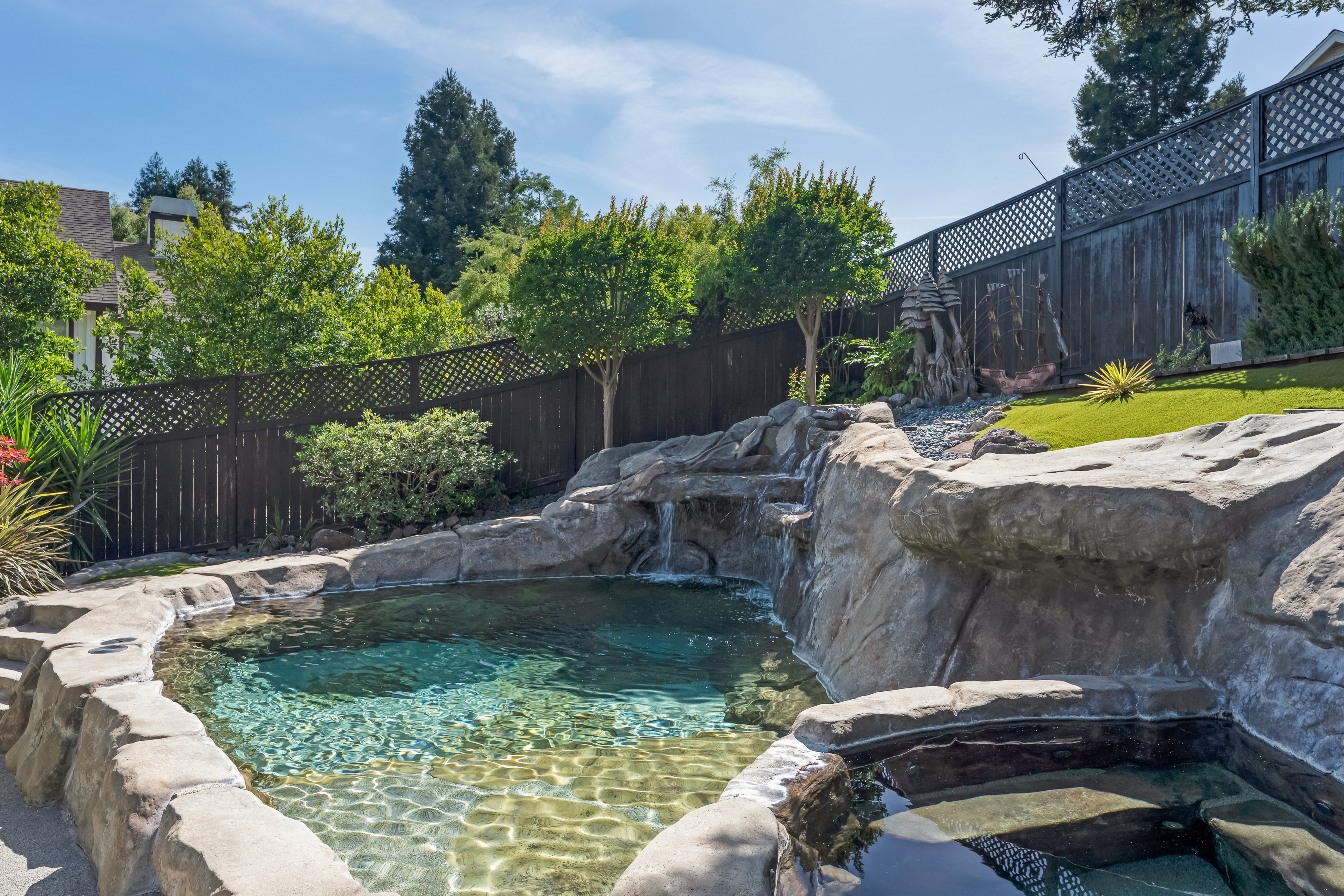  1515 San Ramon Way, Santa Rosa, CA 95409 - 物件實景