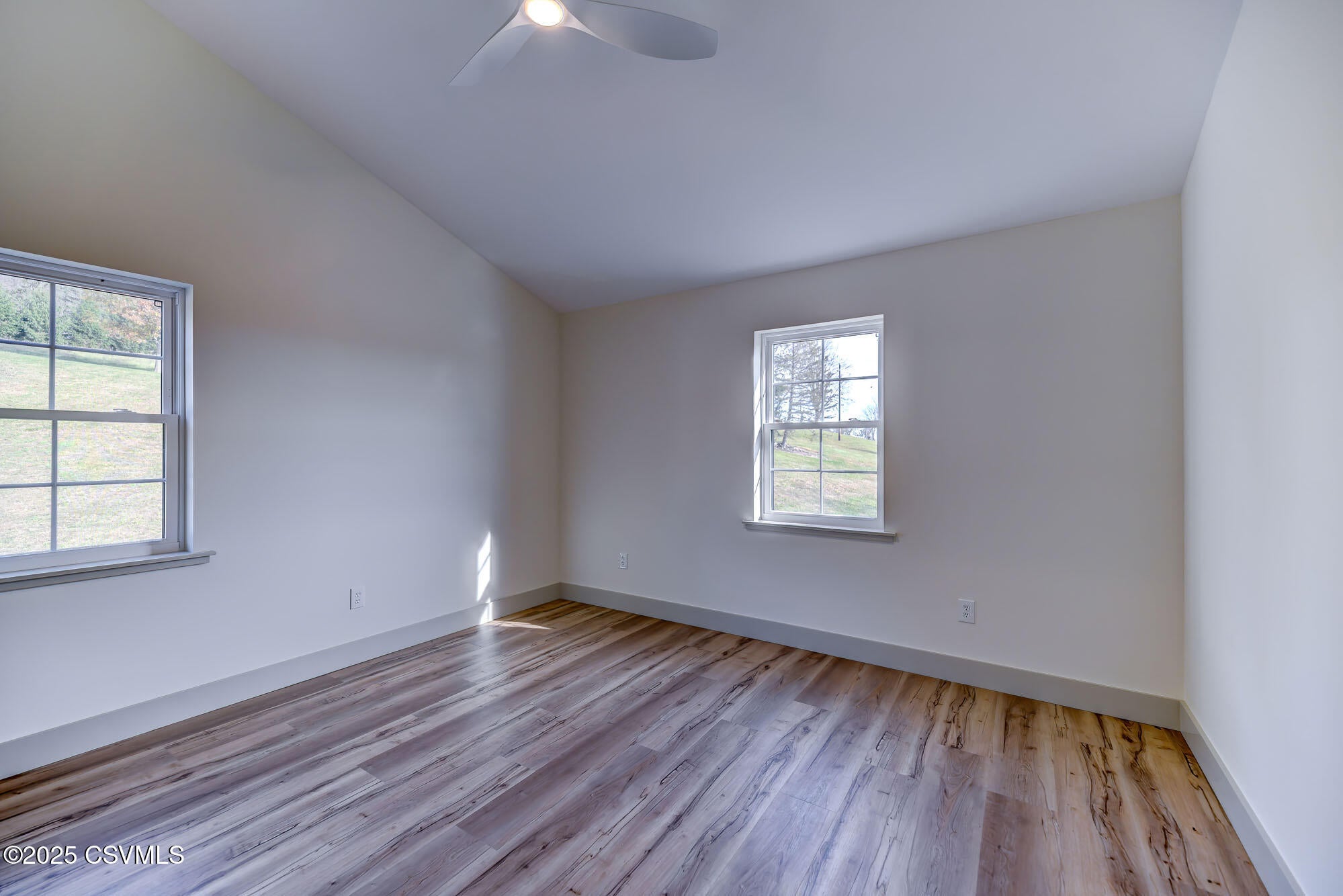 Berwick, Pennsylvania, 18603, United States, 4 Bedrooms Bedrooms, ,2 BathroomsBathrooms,Residential,For Sale,1993834