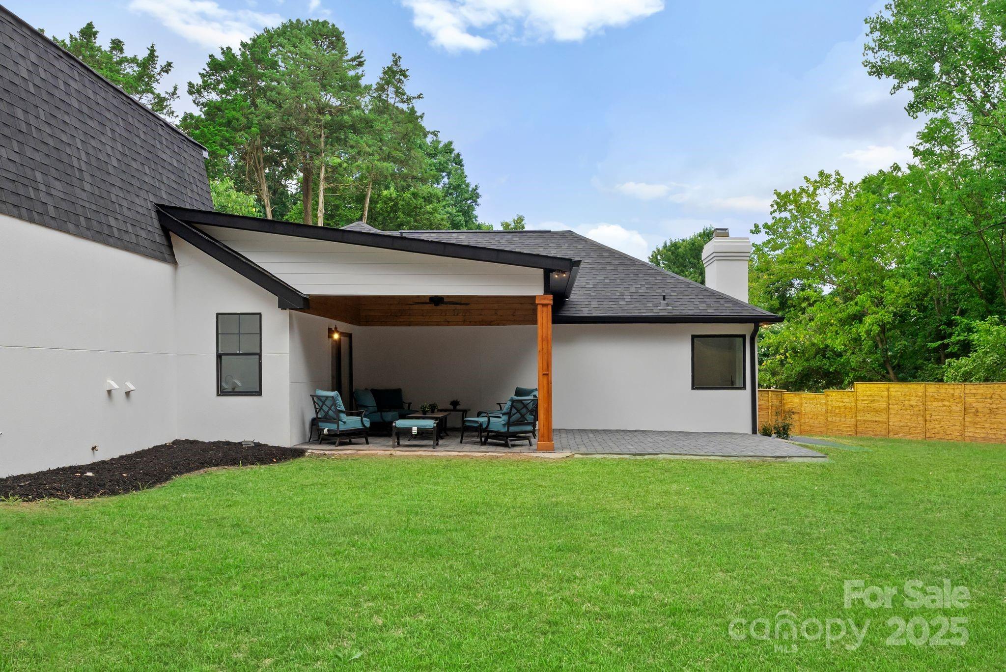 Charlotte, North Carolina, 28226, United States, 6 Bedrooms Bedrooms, ,5 BathroomsBathrooms,Residential,For Sale,1901811