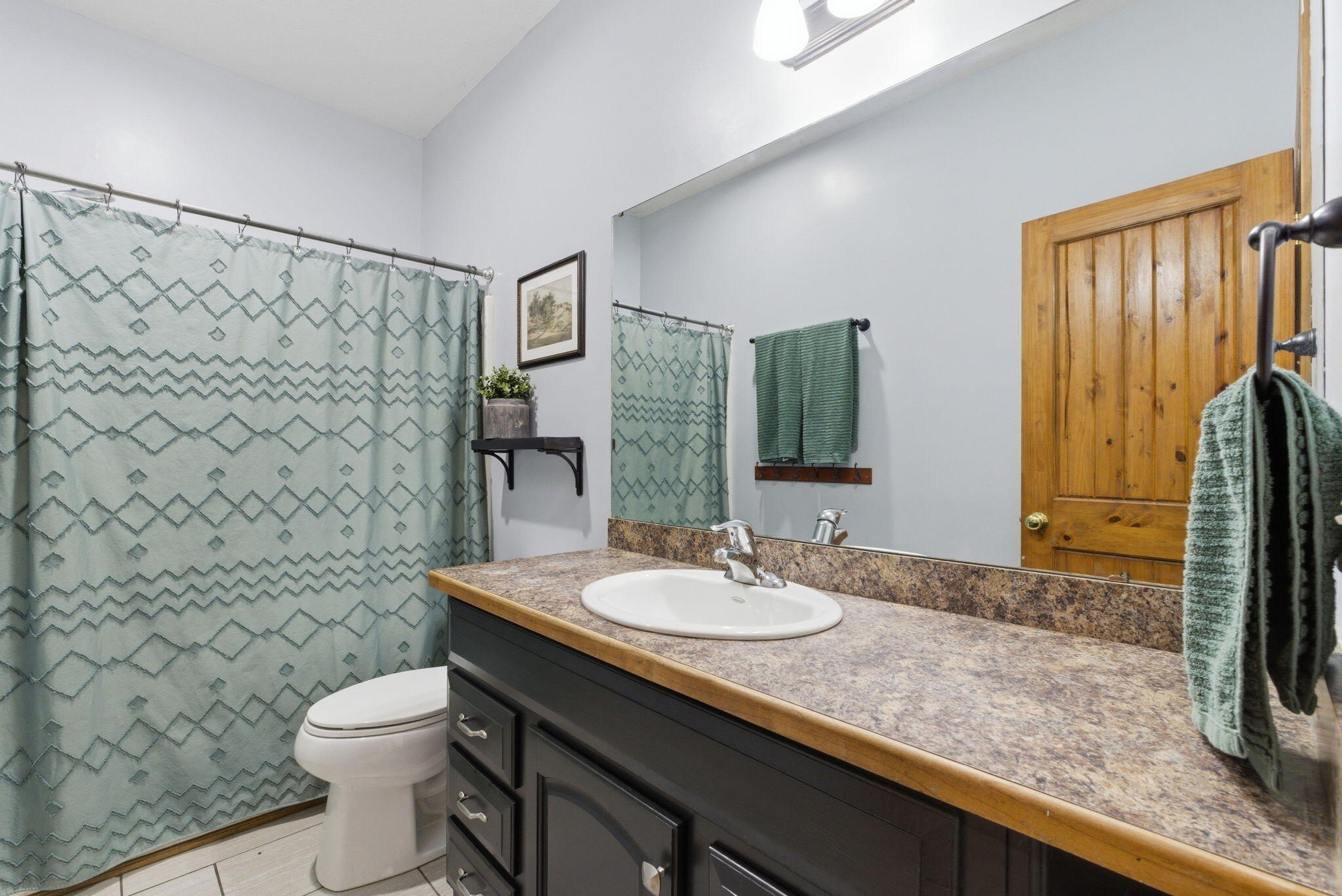 Walnut Grove, Missouri, 65770, United States, 5 Bedrooms Bedrooms, ,3 BathroomsBathrooms,Residential,For Sale,2045196