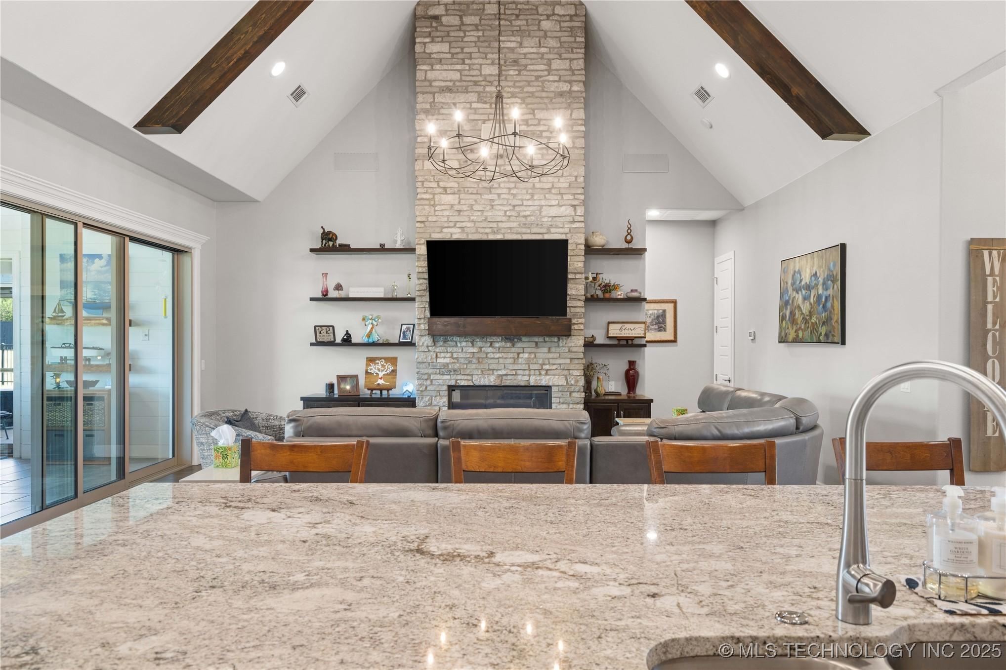 Fort Gibson, Oklahoma, 74434, United States, 4 Bedrooms Bedrooms, ,4 BathroomsBathrooms,Residential,For Sale,2005878