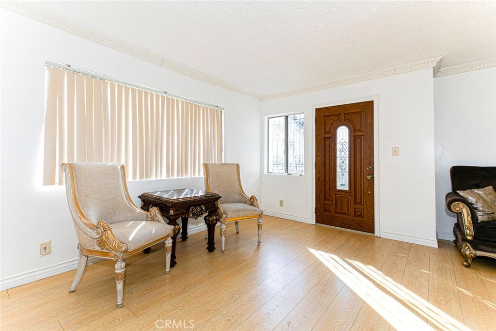 Los Angeles, California, 90027, United States, 2 Bedrooms Bedrooms, ,2 BathroomsBathrooms,Residential,For Sale,1939885